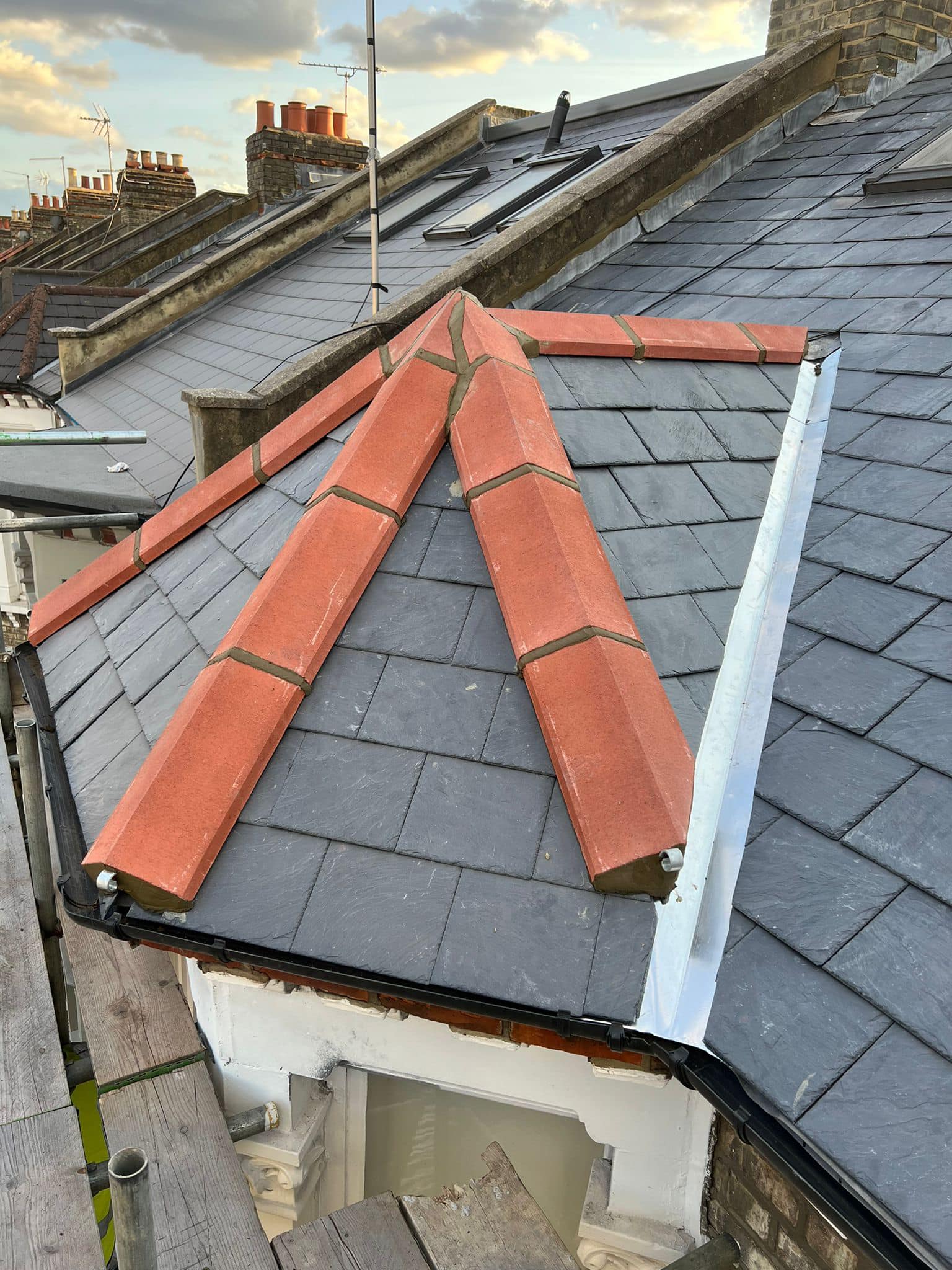 Roofing project - 1048091483109978