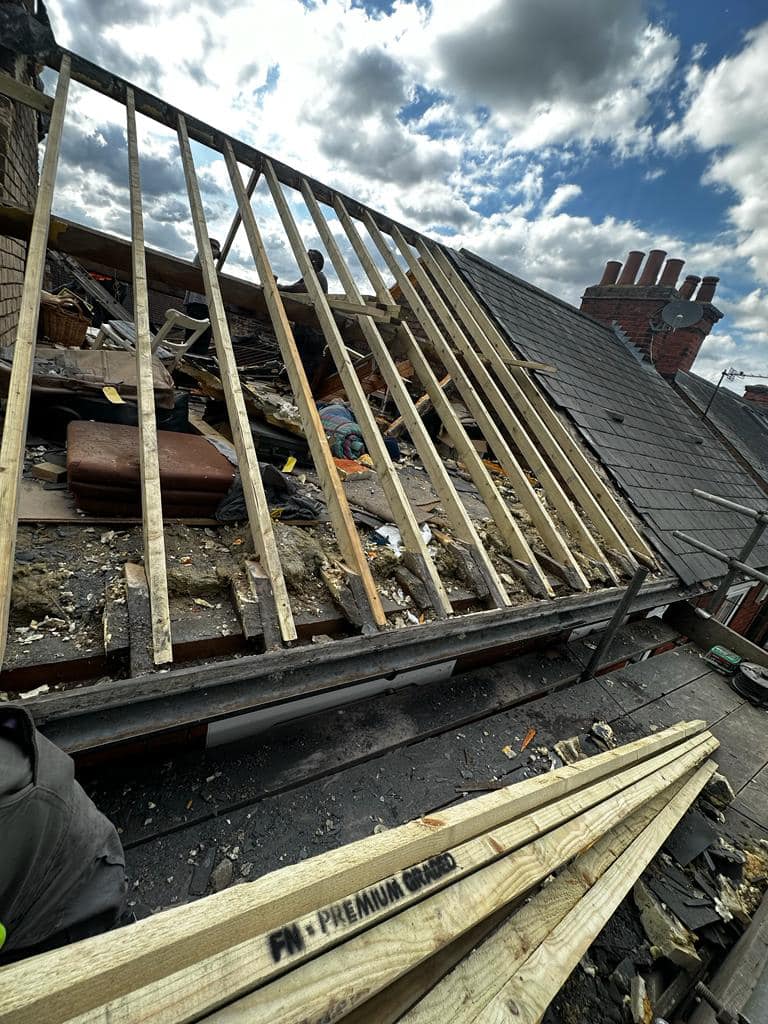 Roofing project - 1048097643109362