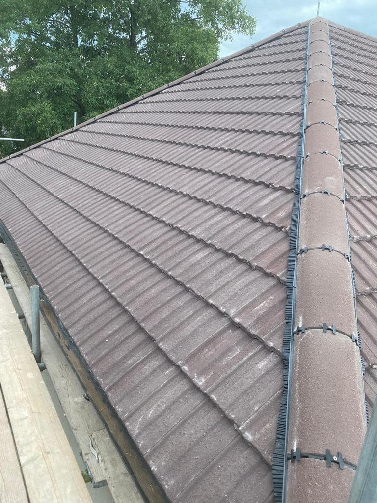 Roofing project - 1048098833109243
