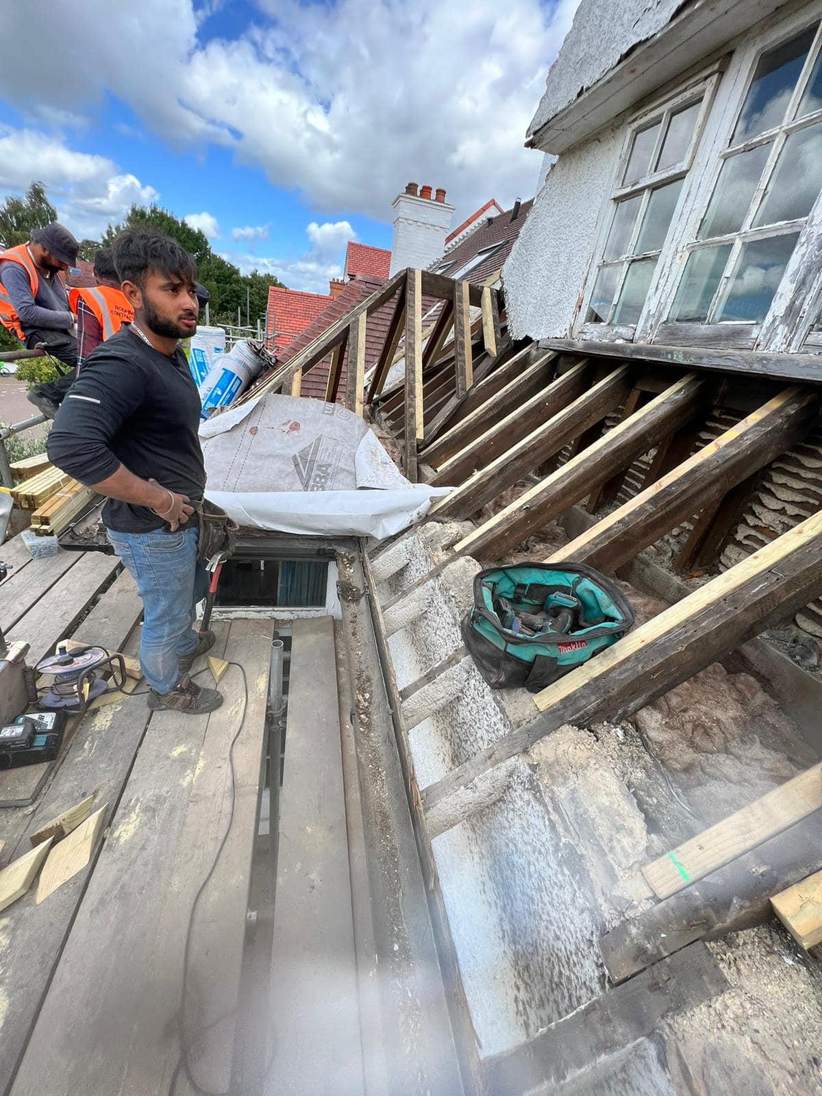 Roofing project - 1048104383108688