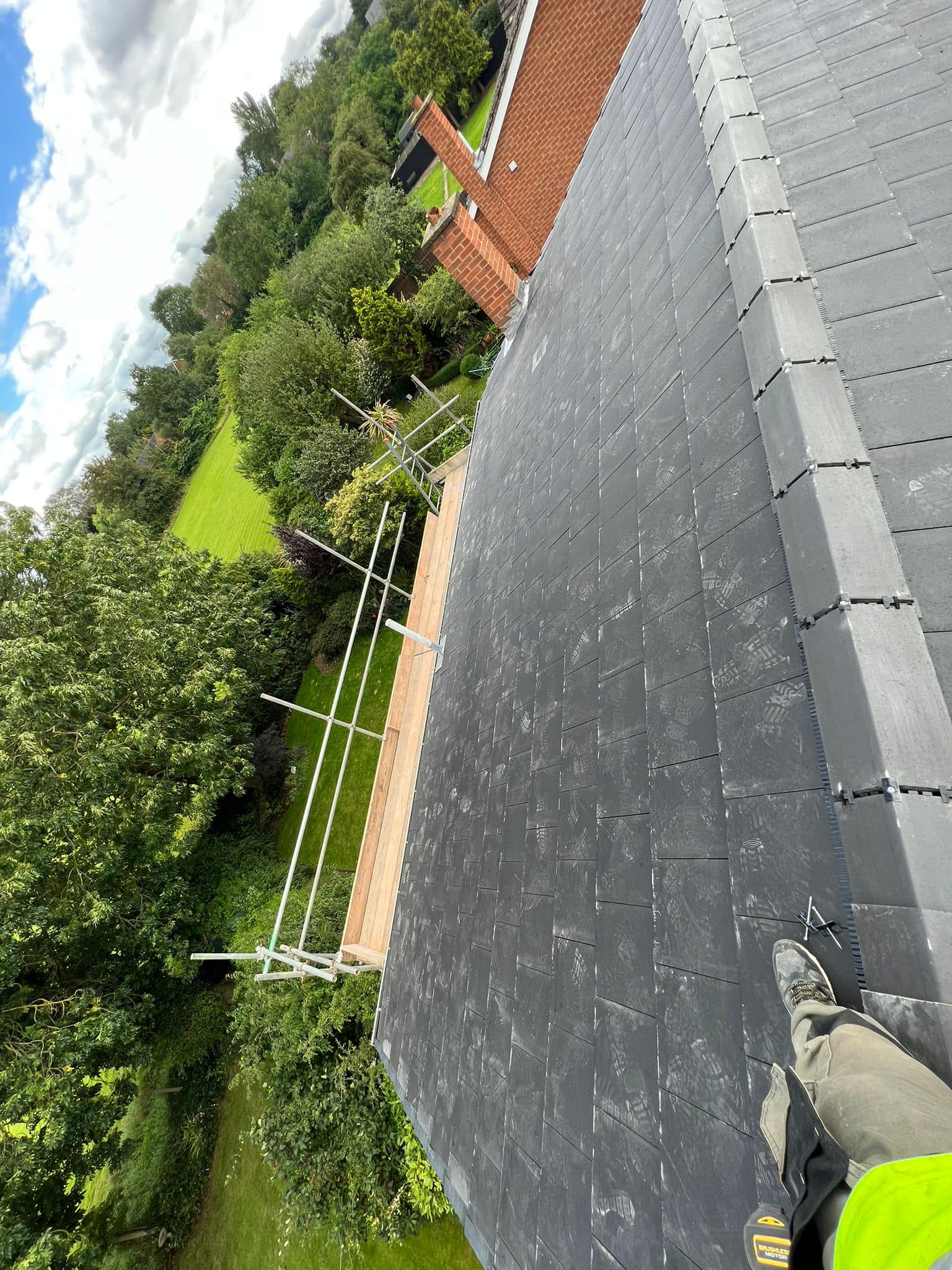 Roofing project - 1048119643107162