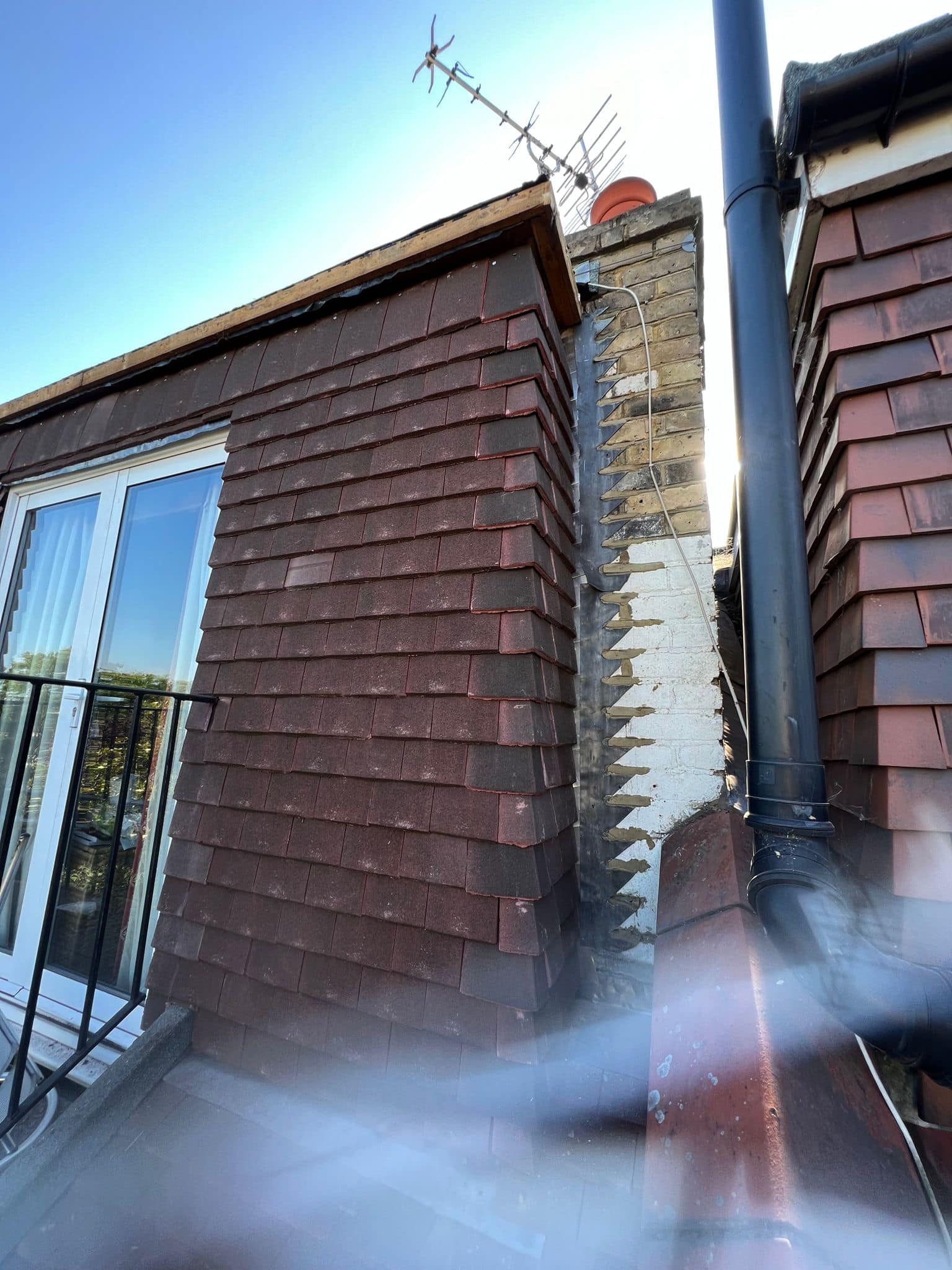 Roofing project - 1048123616440098