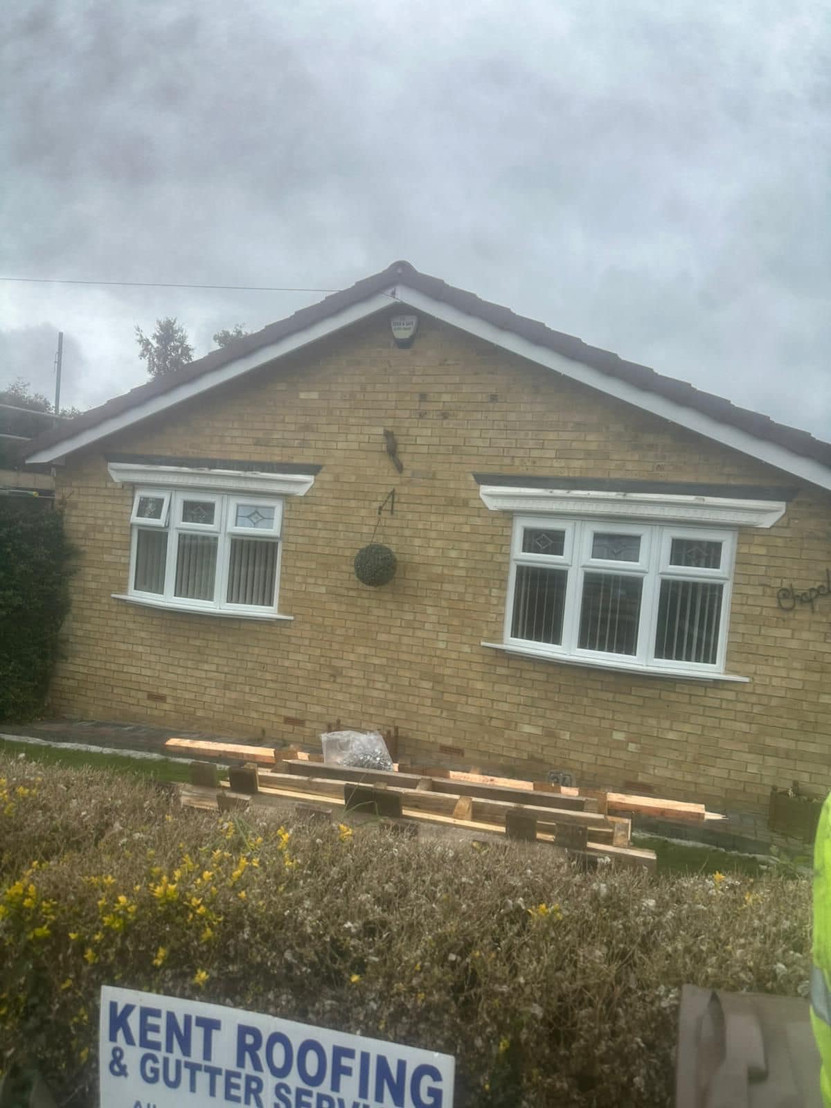 Roofing project - 1048133773105749