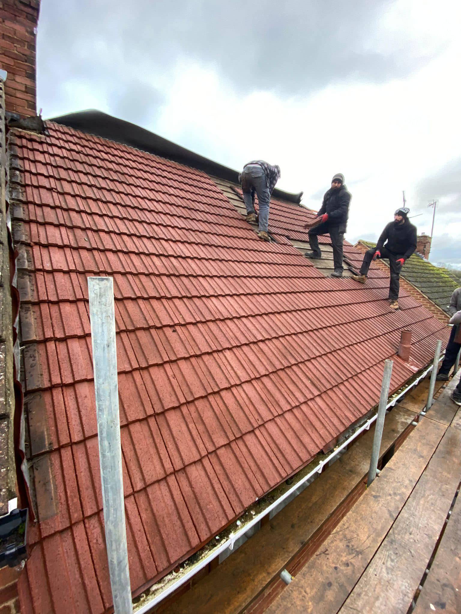 Roofing project - 1123401512245641