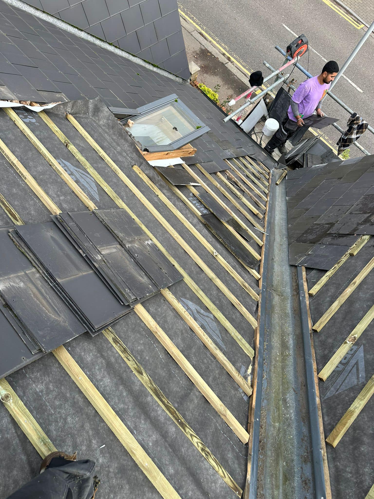 Roofing project - 1123421315576994