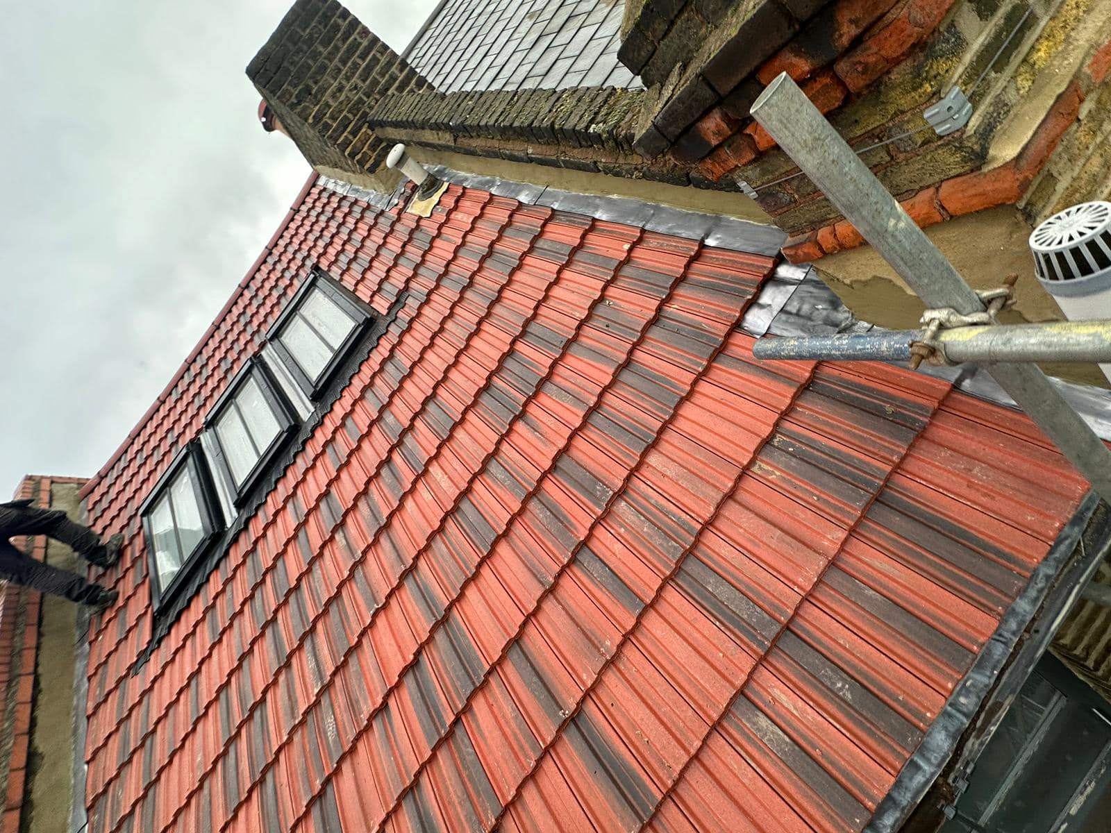 Roofing project - 1123423858910073