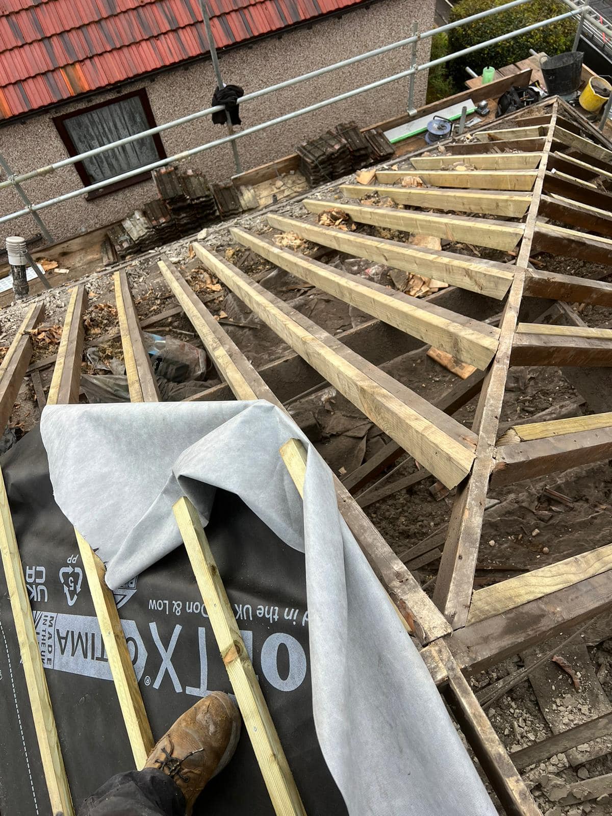 Roofing project - 1123504788901980