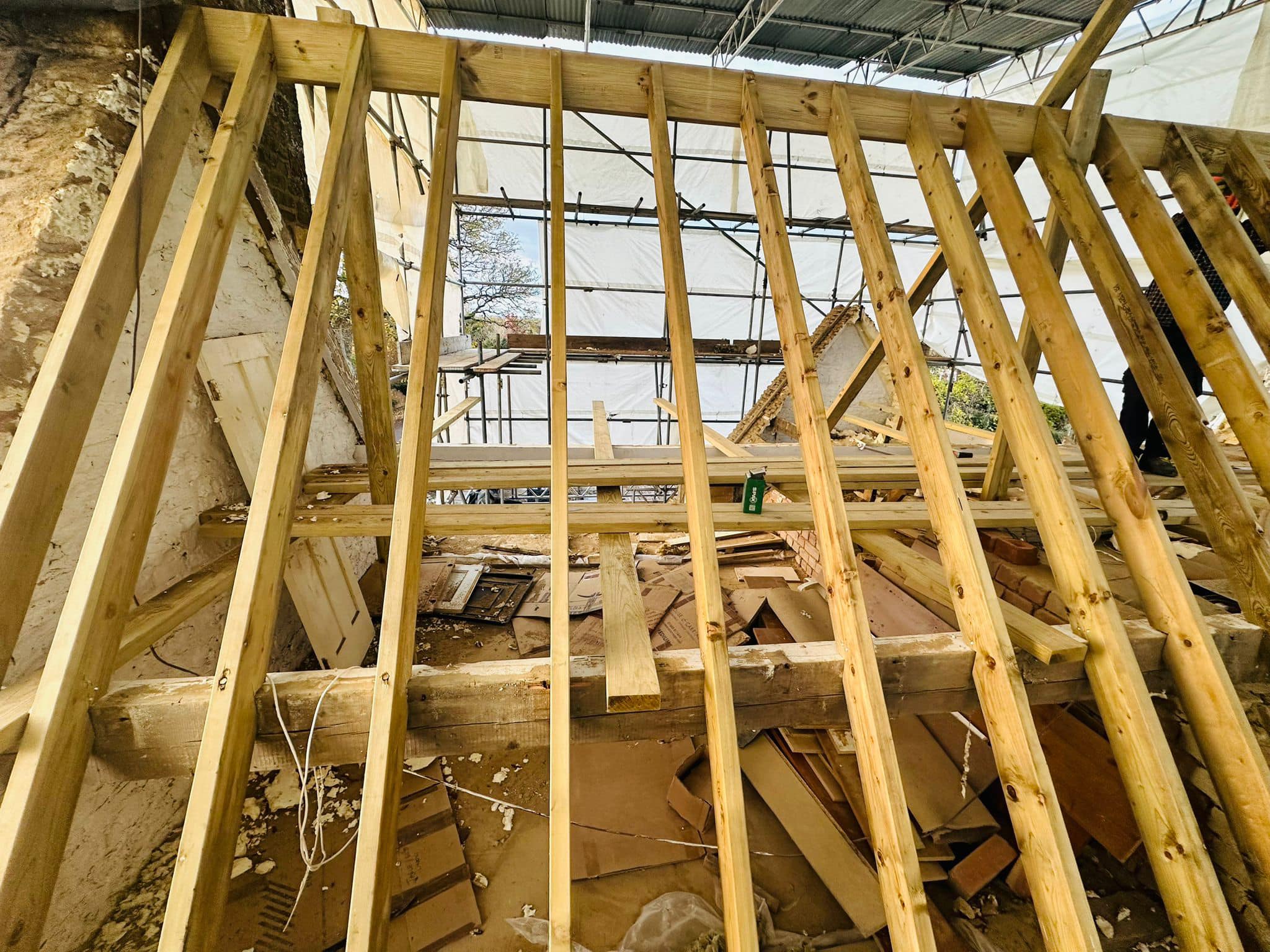 Roofing project - 1123527515566374