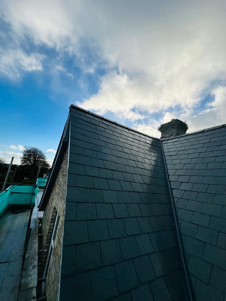 Roofing project - 1123542255564900