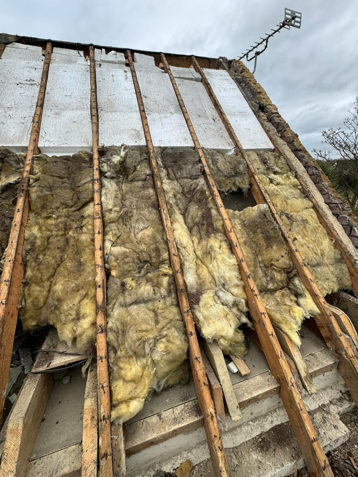 Roofing project - 1123689178883541