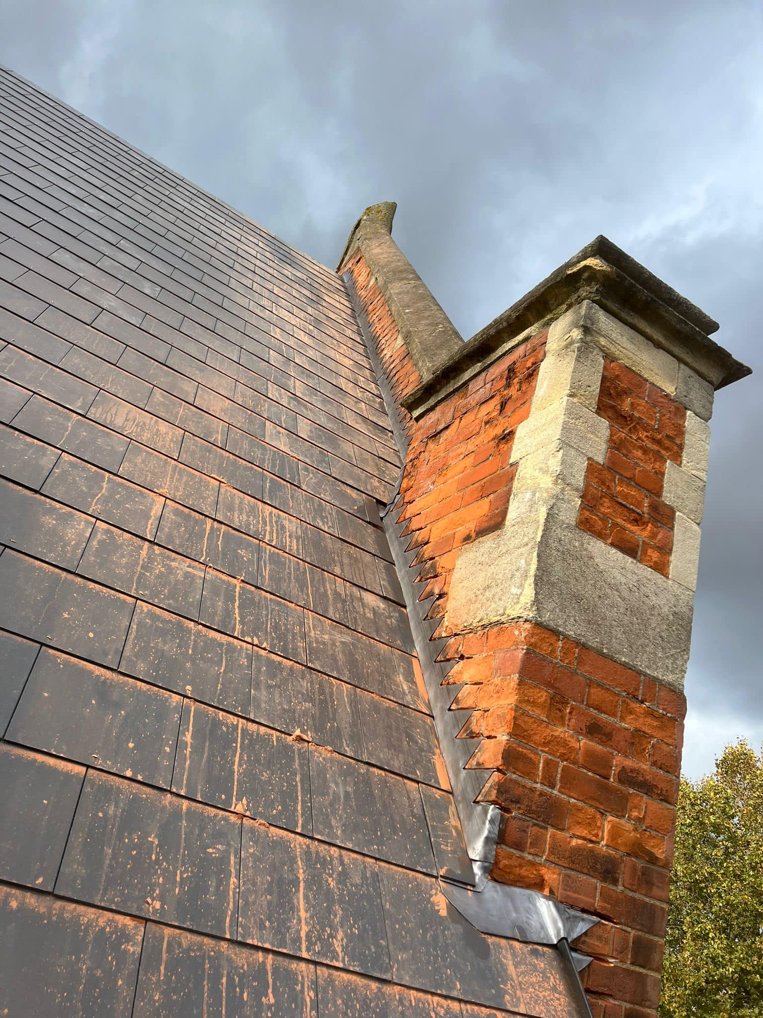 Roofing project - 1123690312216761