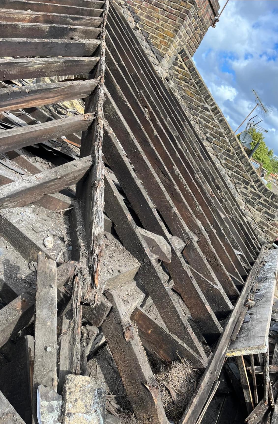 Roofing project - 1123696485549477