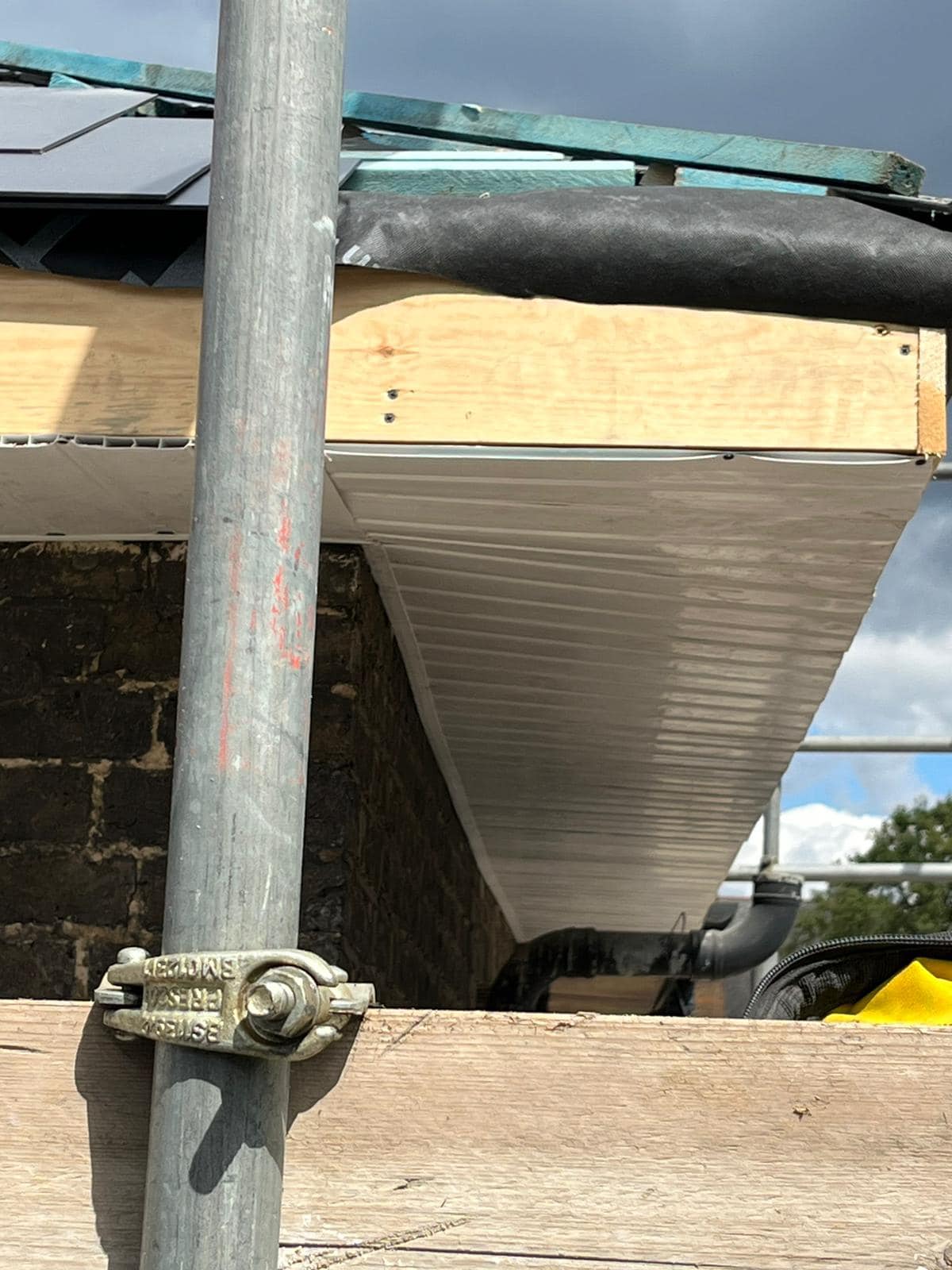 Roofing project - 1123704632215329