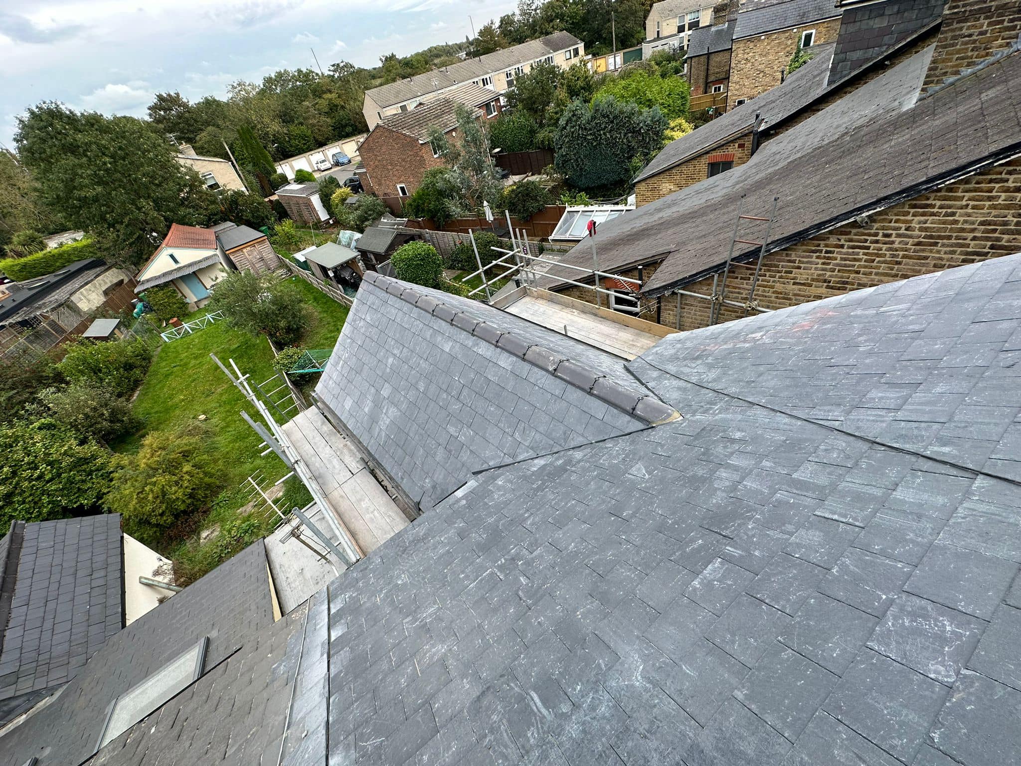 Roofing project - 1123744938877965