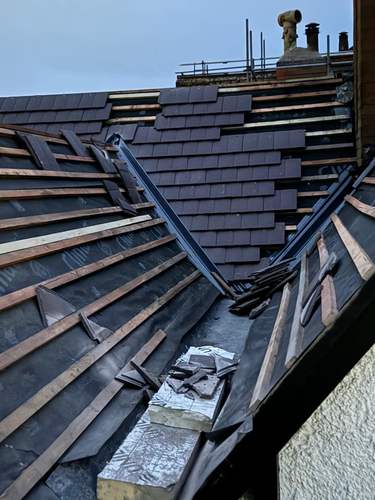 Roofing project - 1126029868649472