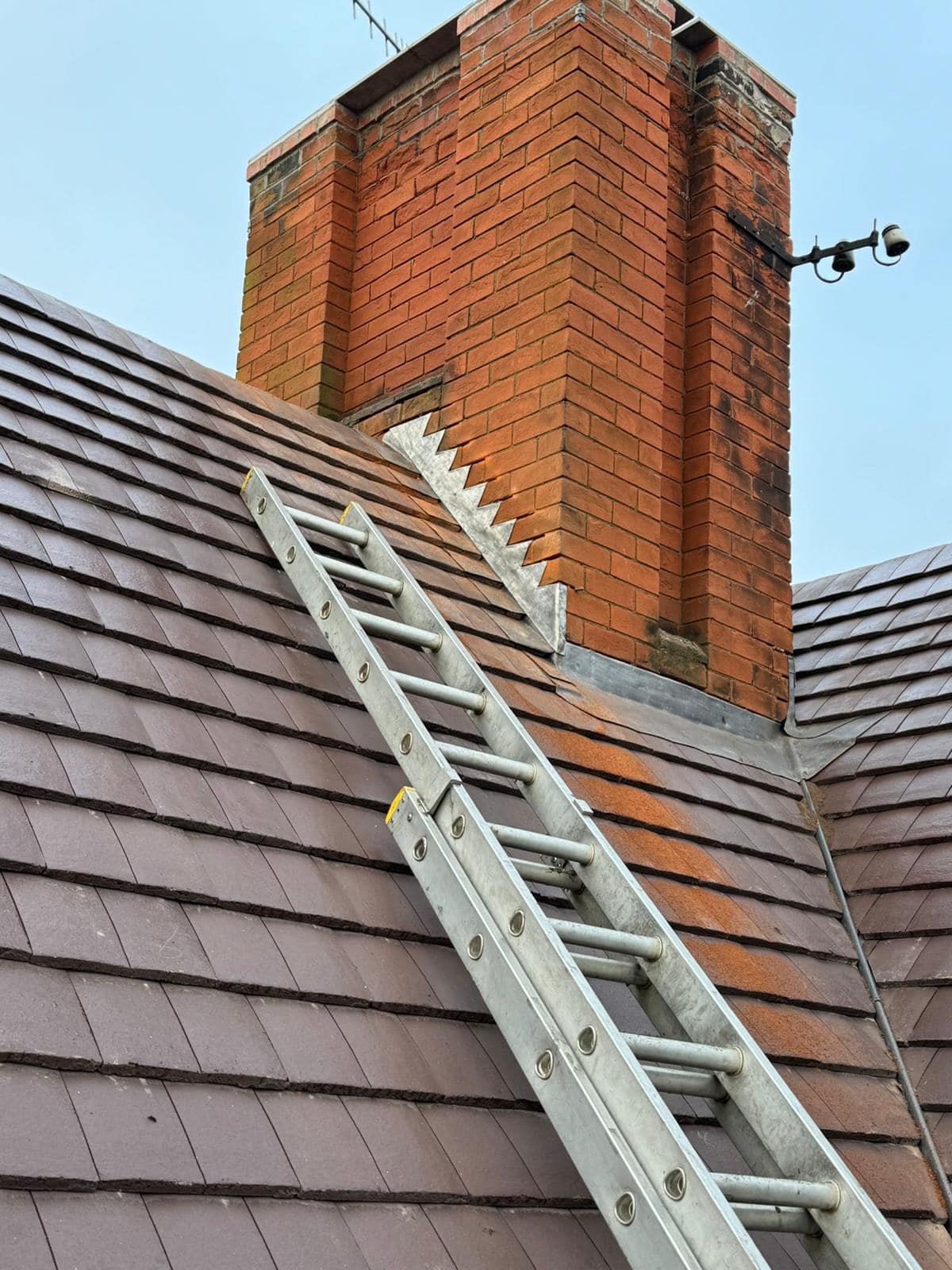 Roofing project - 1126031668649292