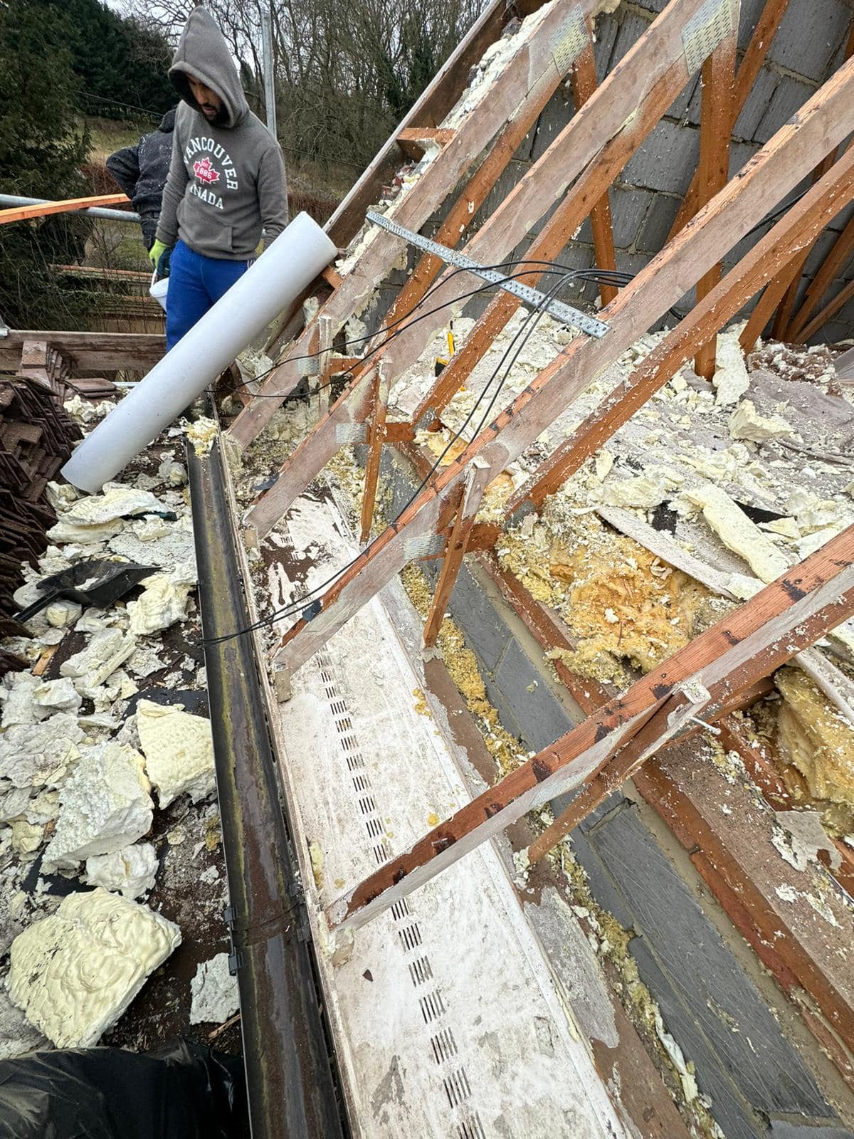 Roofing project - 1129808491604943