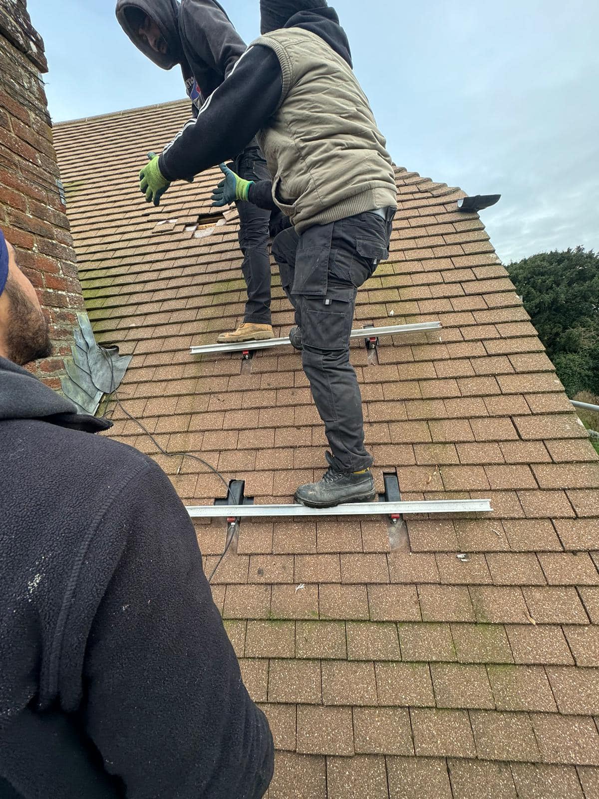 Roofing project - 1129808521604940