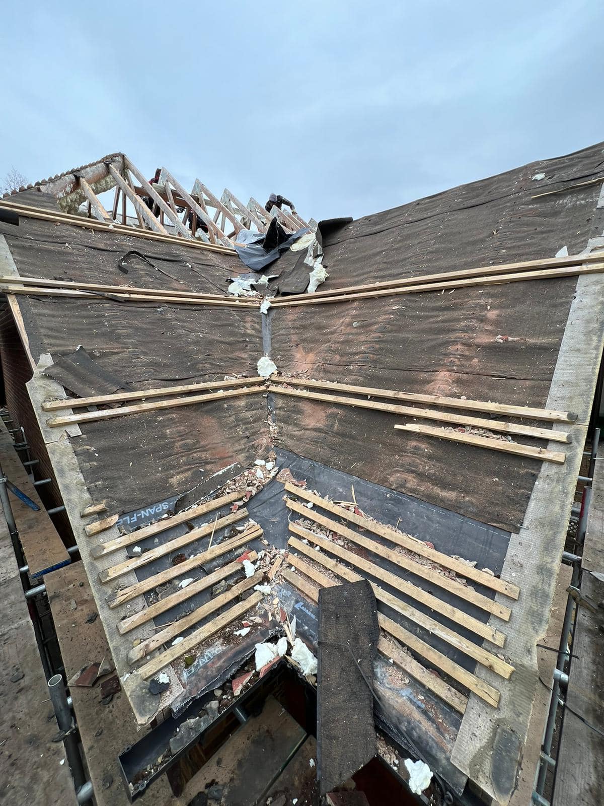 Roofing project - 1129809684938157