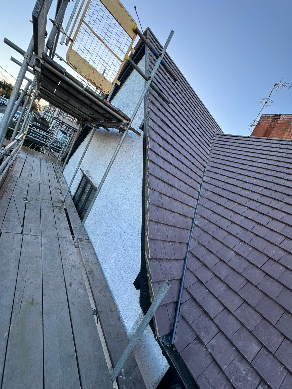 Roofing project - 1129811031604689