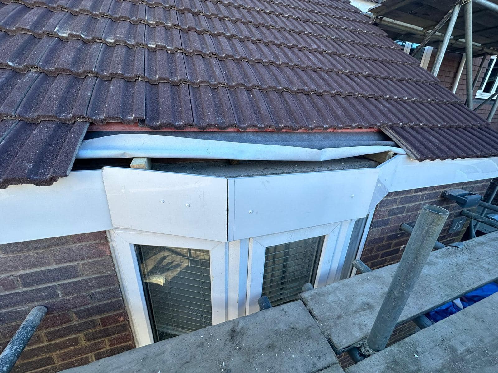 Roofing project - 1136171810968611