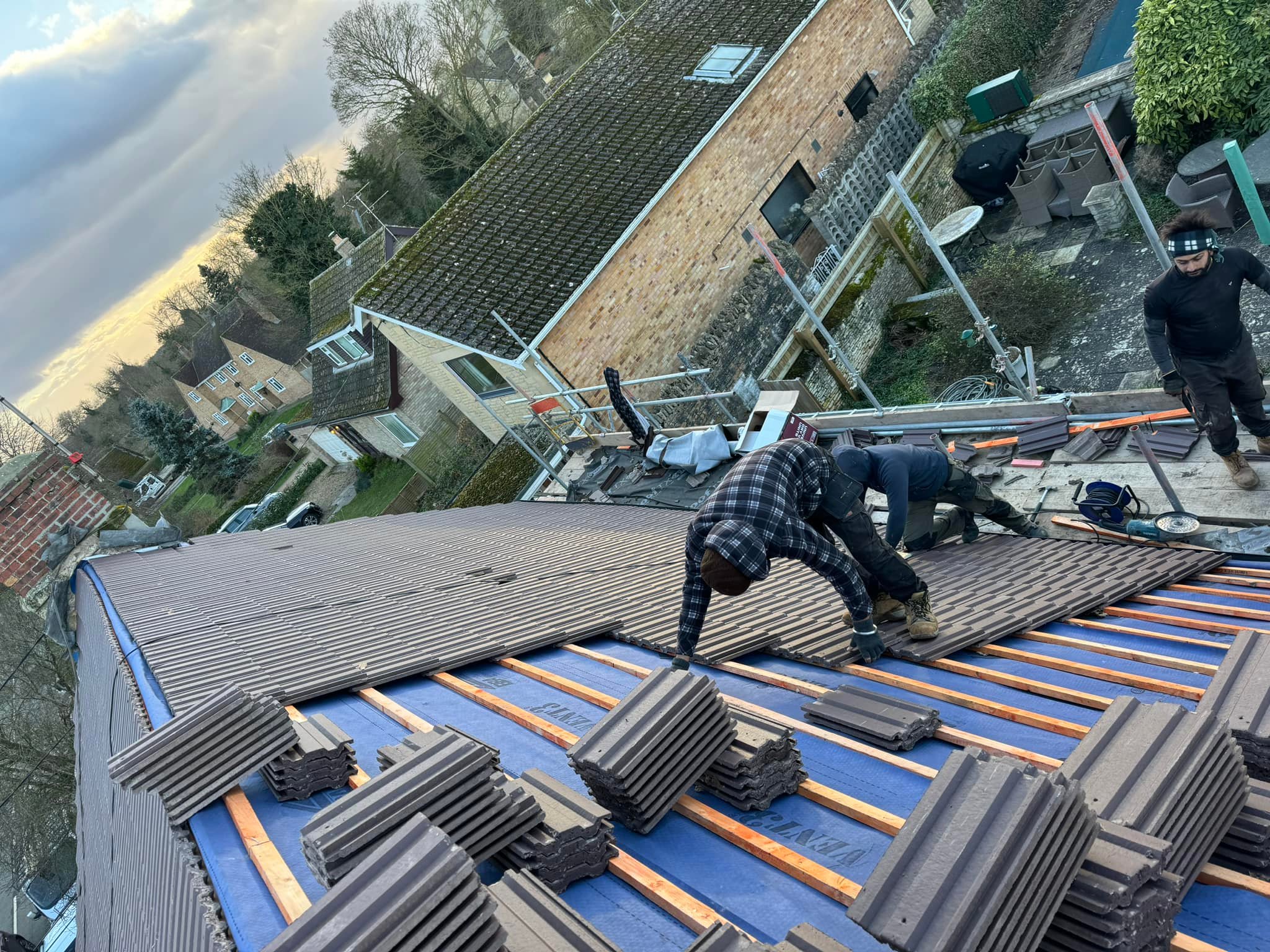 Roofing project - 1136181190967673