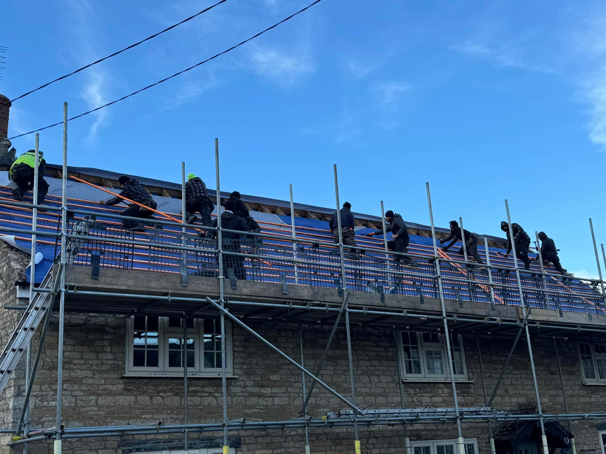 Roofing project - 1136181524300973