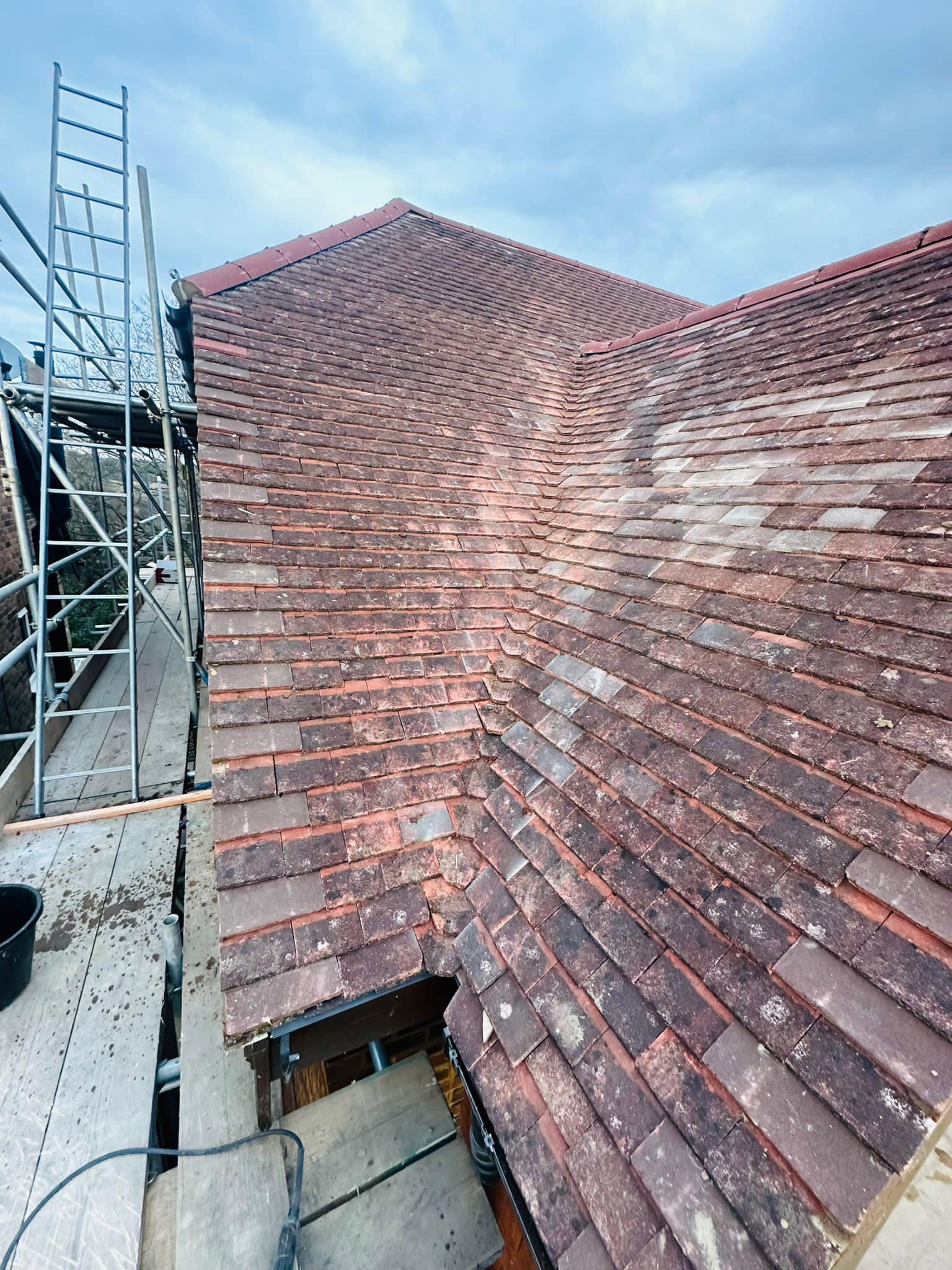 Roofing project - 1136183394300786