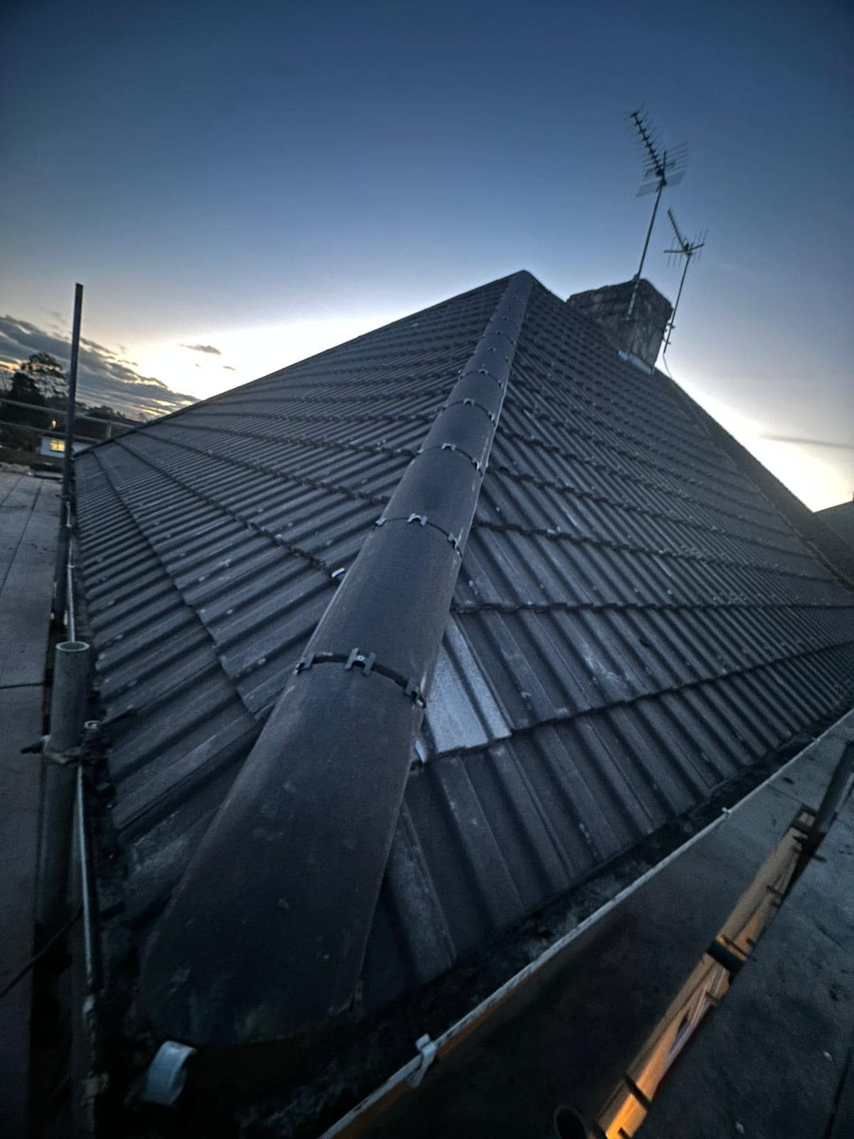 Roofing project - 1136185157633943