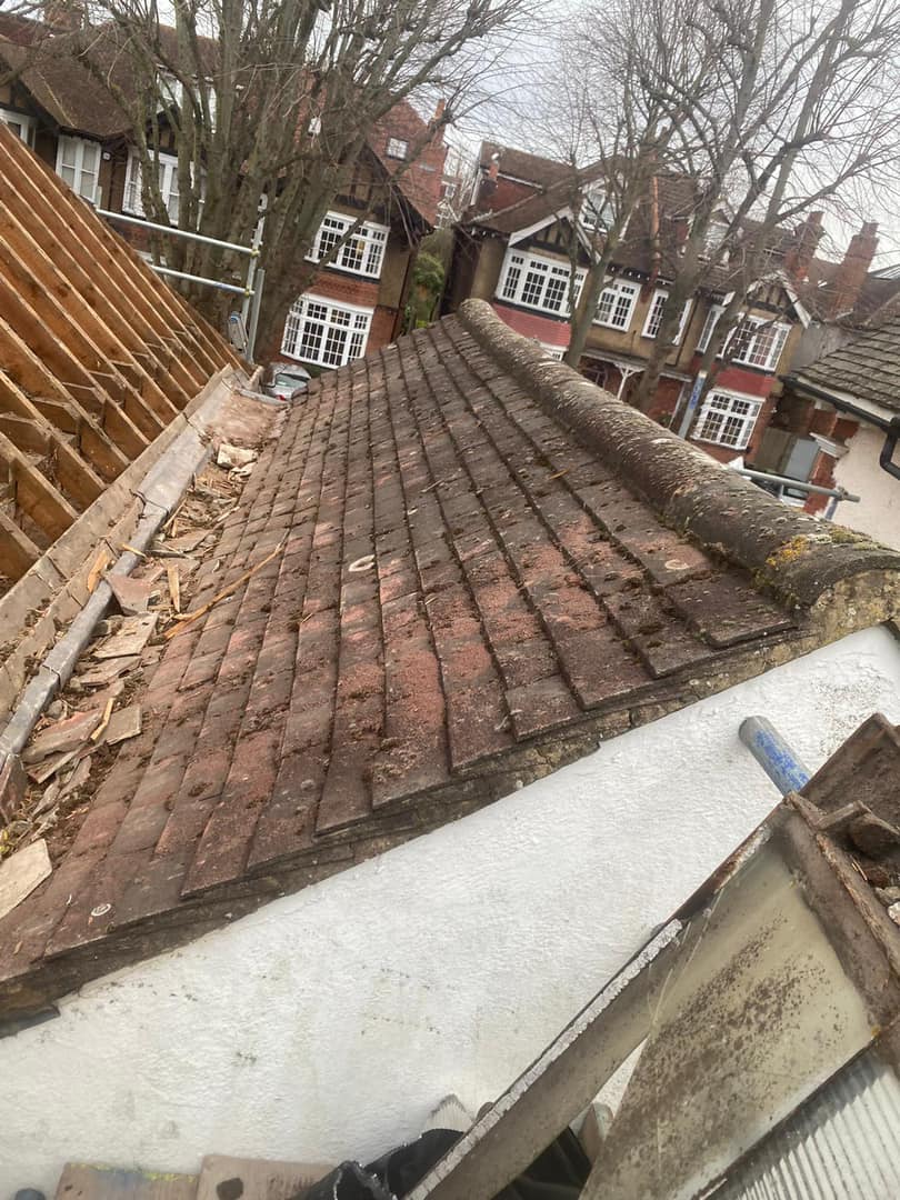 Roofing project - 1142847636967695