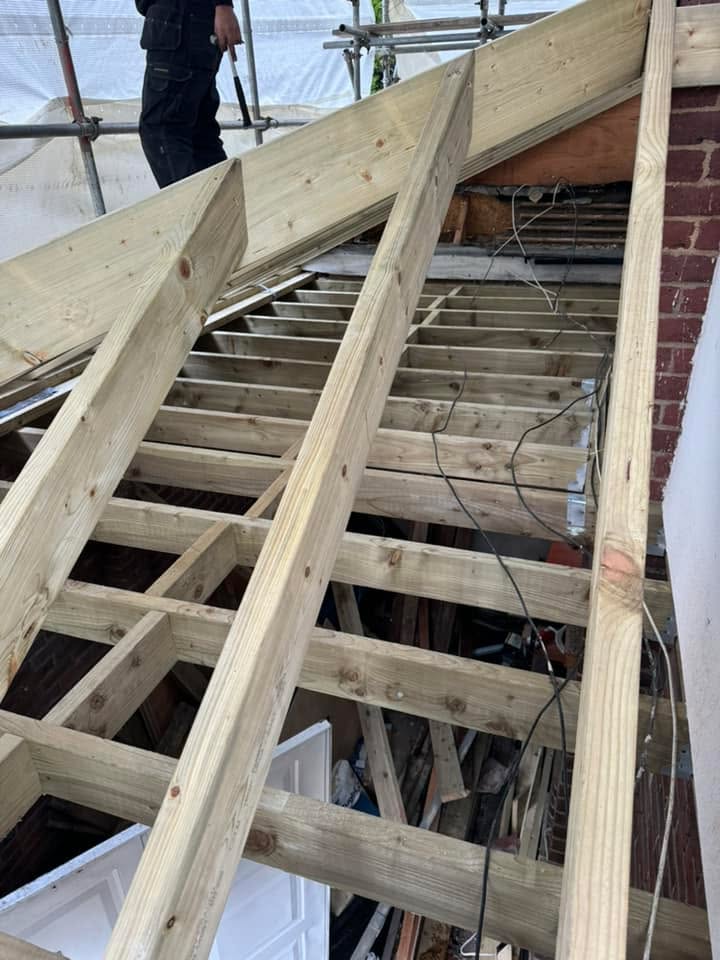 Roofing project - 1142850213634104