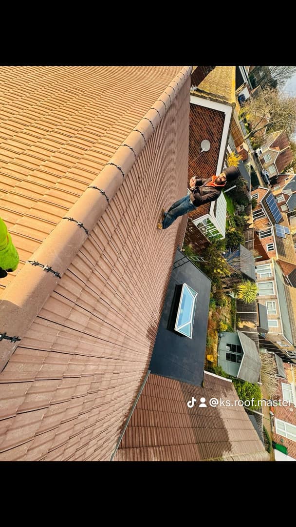 Roofing project - 1160650271854098