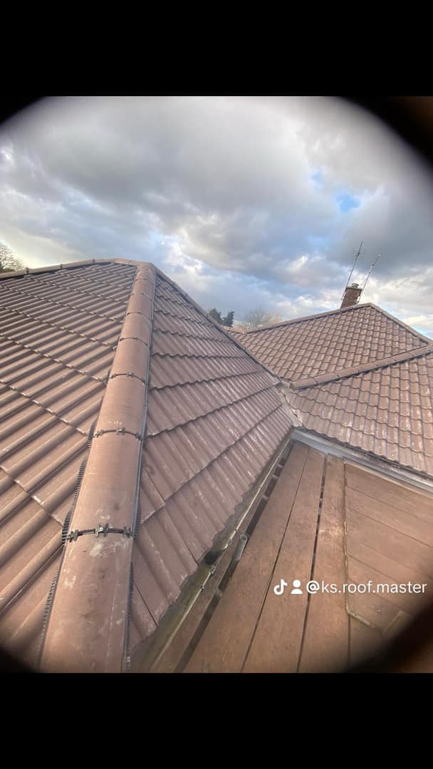 Roofing project - 1160650625187396