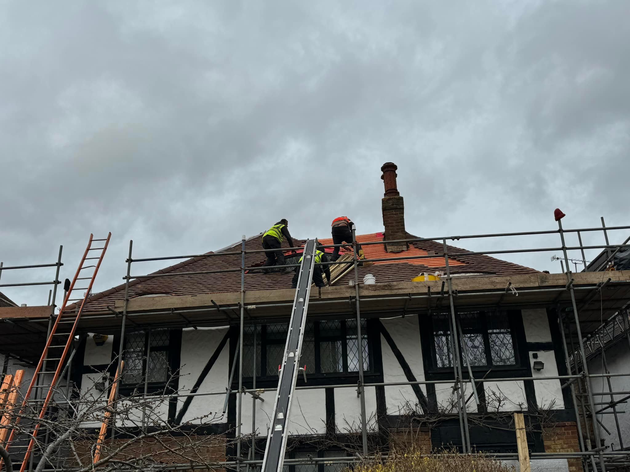 Roofing project - 1160653995187059