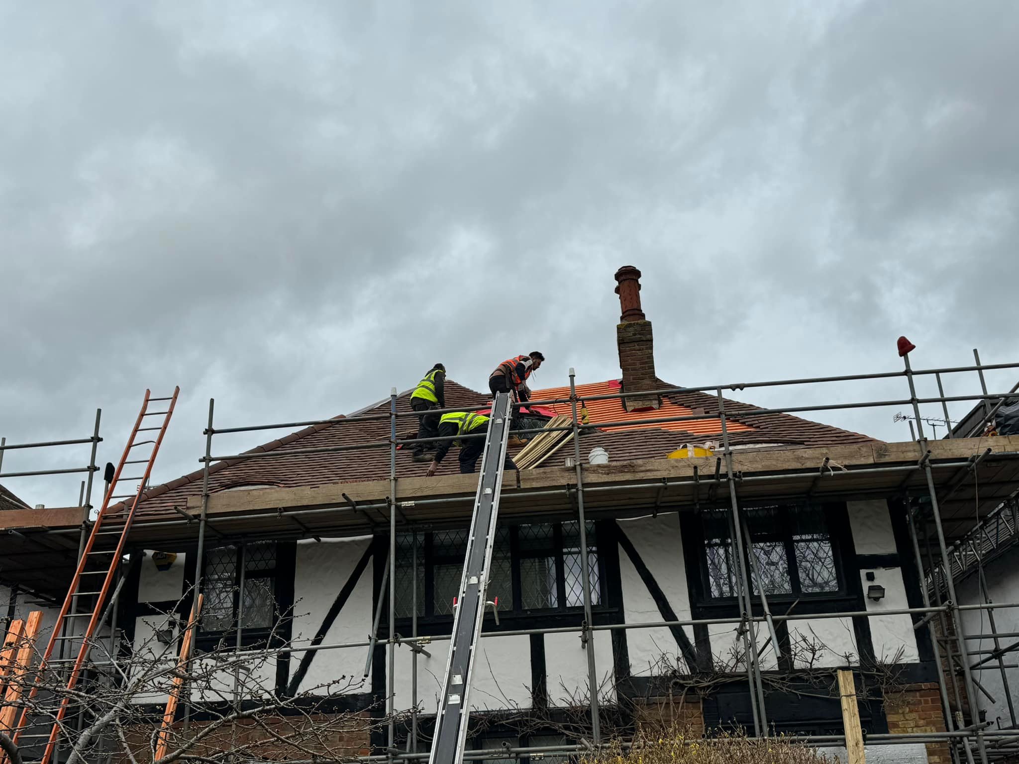 Roofing project - 1160654291853696