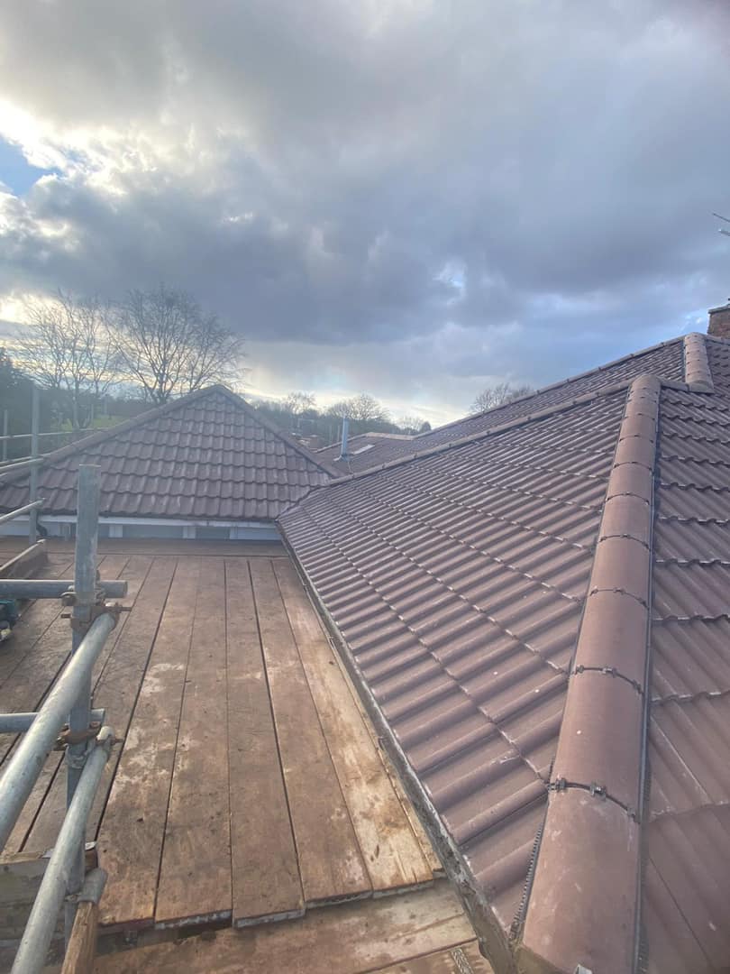 Roofing project - 1160656435186815