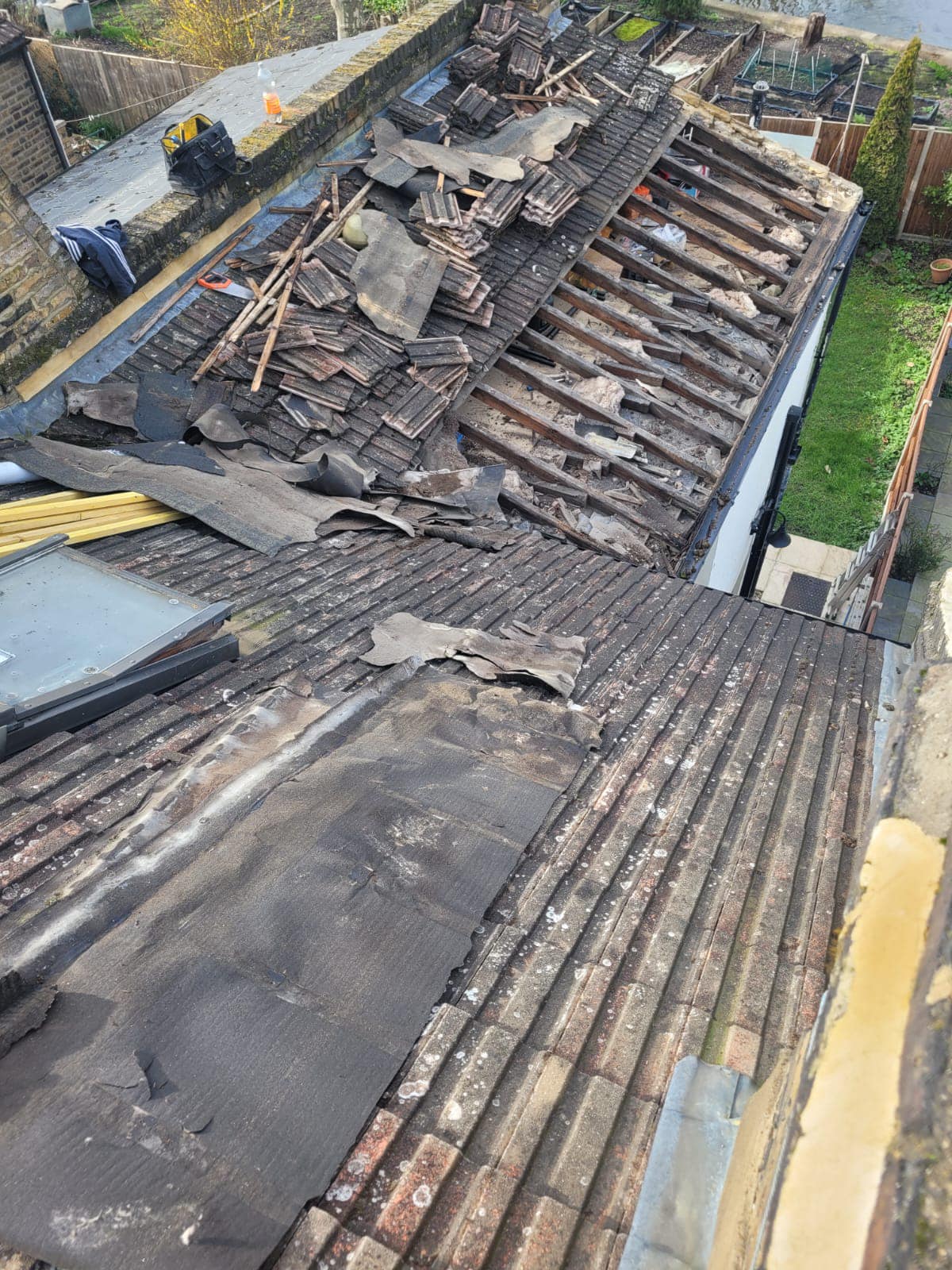 Roofing project - 1160659541853171