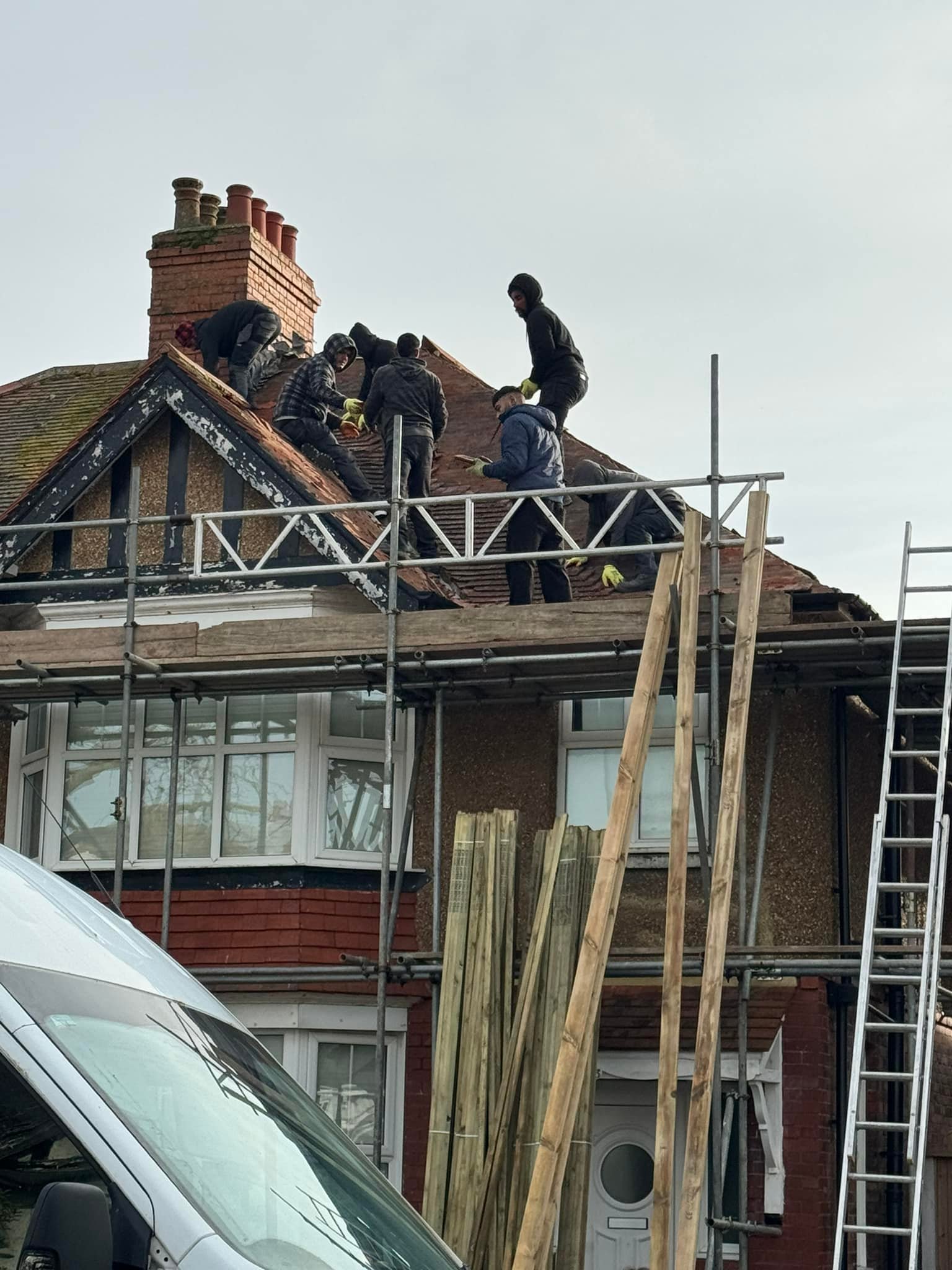 Roofing project - 1160660071853118