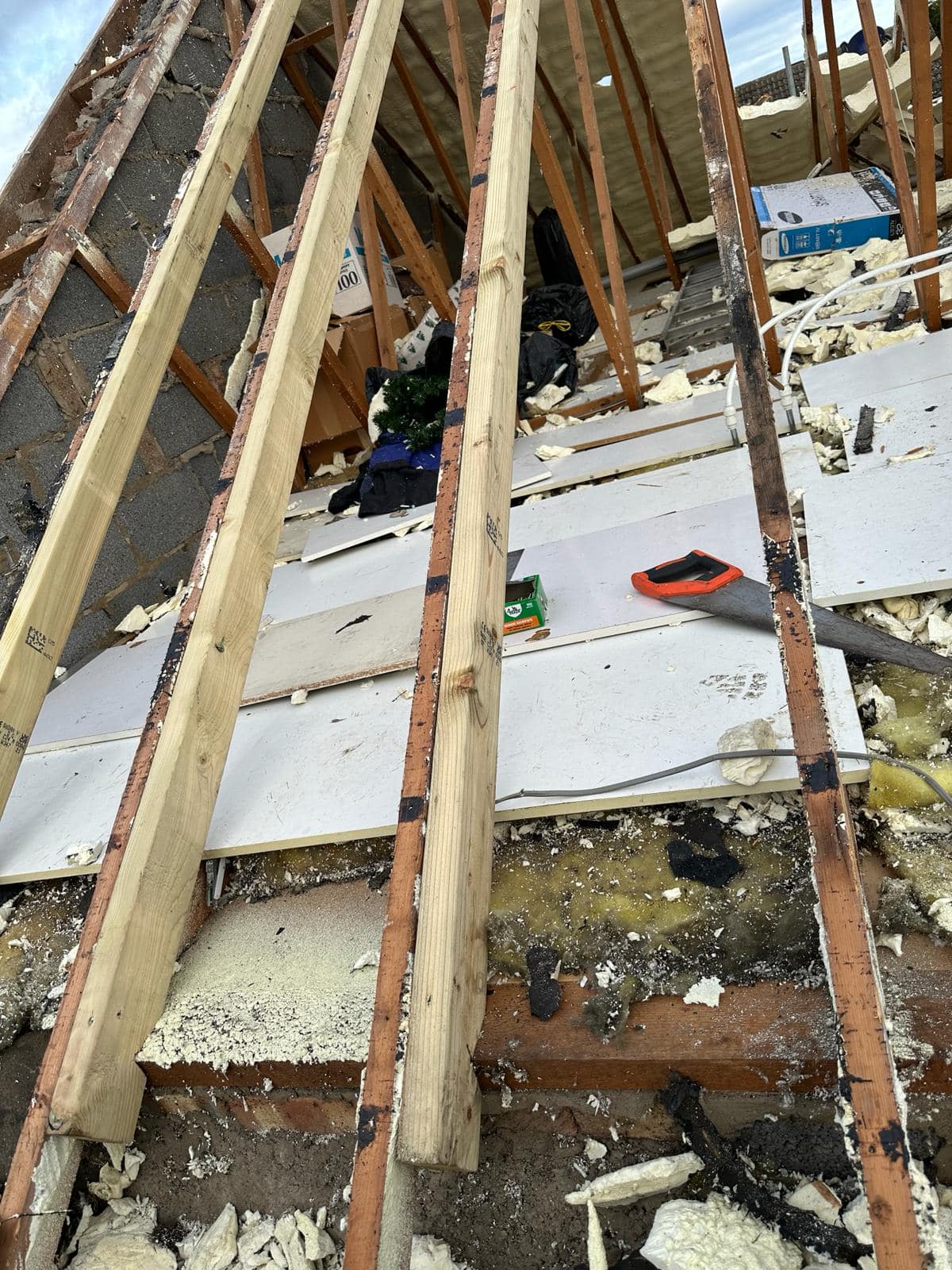 Roofing project - 1160671068518685