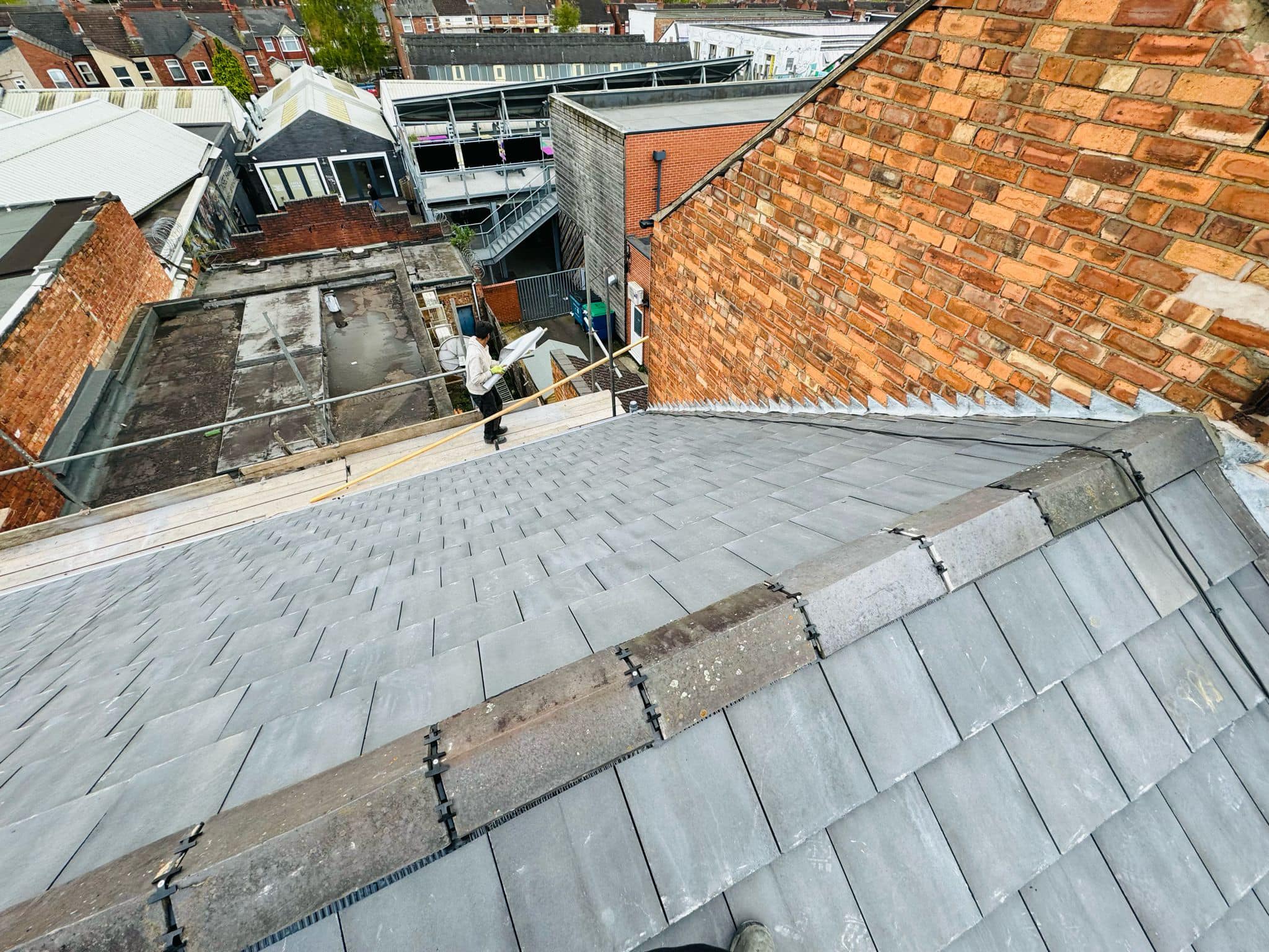 Roofing project - 1192257055360086