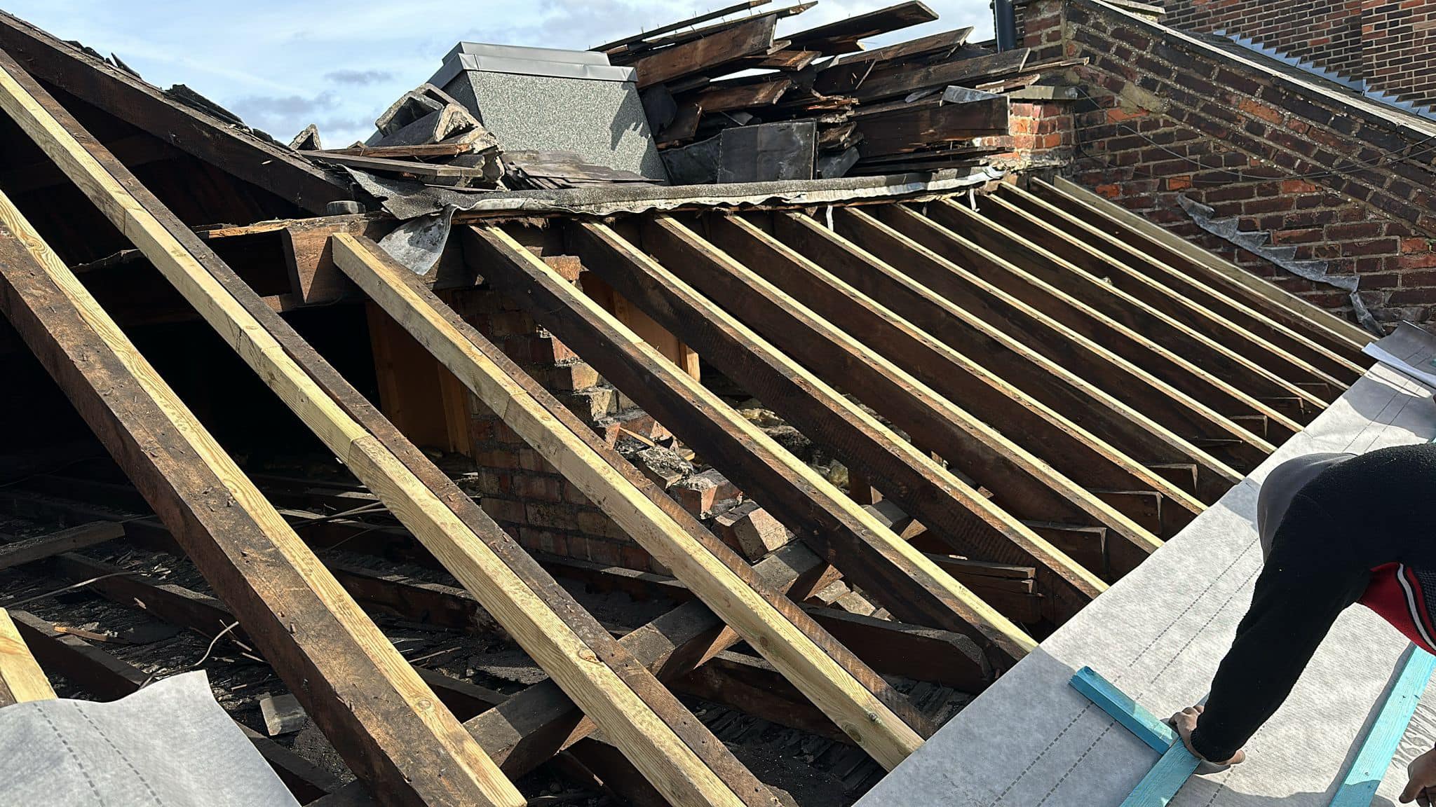 Roofing project - 1192274322025026