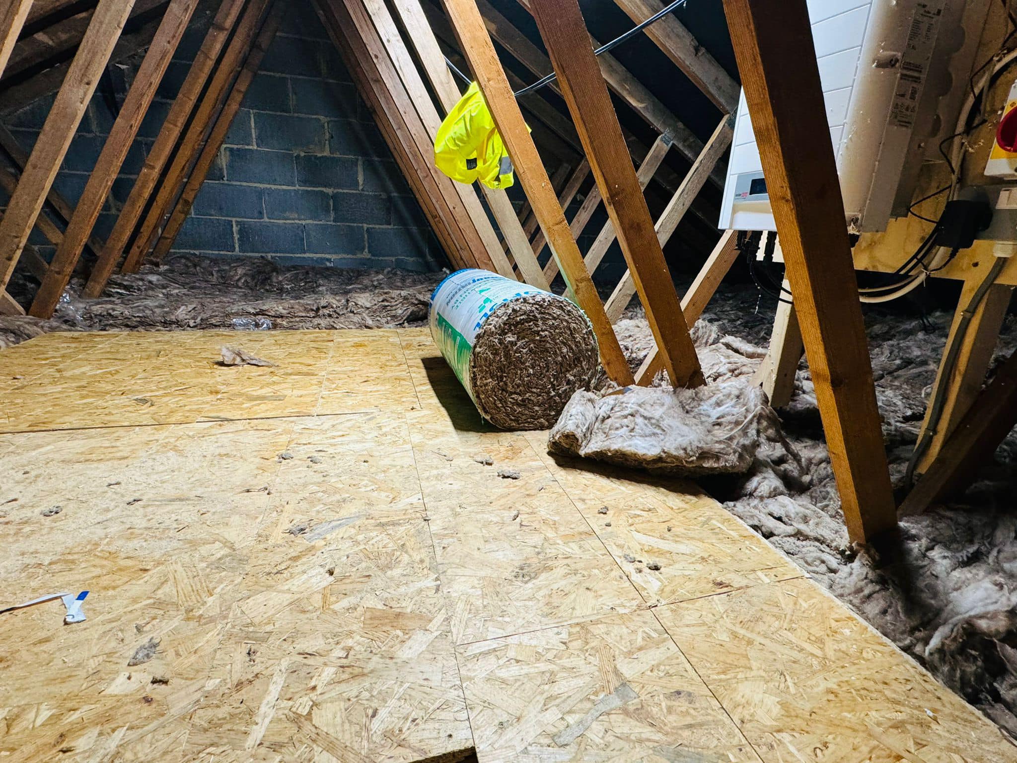 Roofing project - 1192281688690956