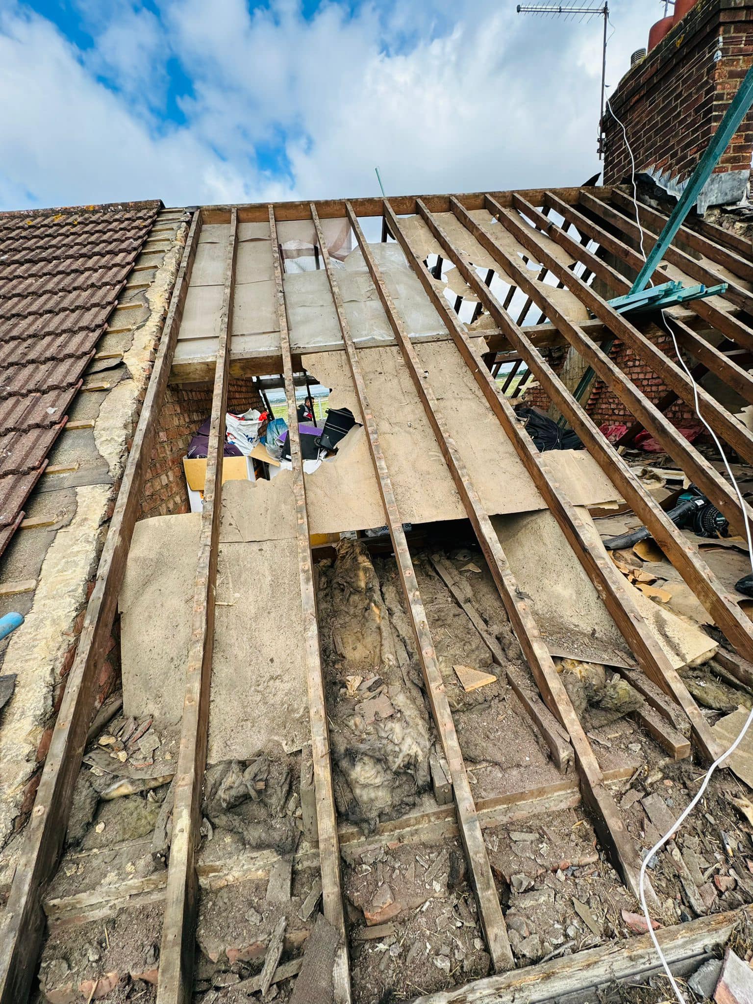 Roofing project - 1229139491671842