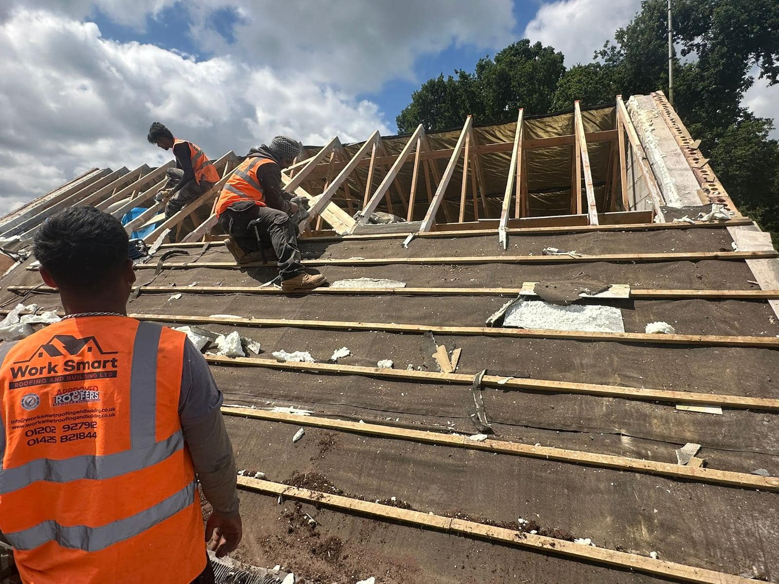 Roofing project - 1229140458338412