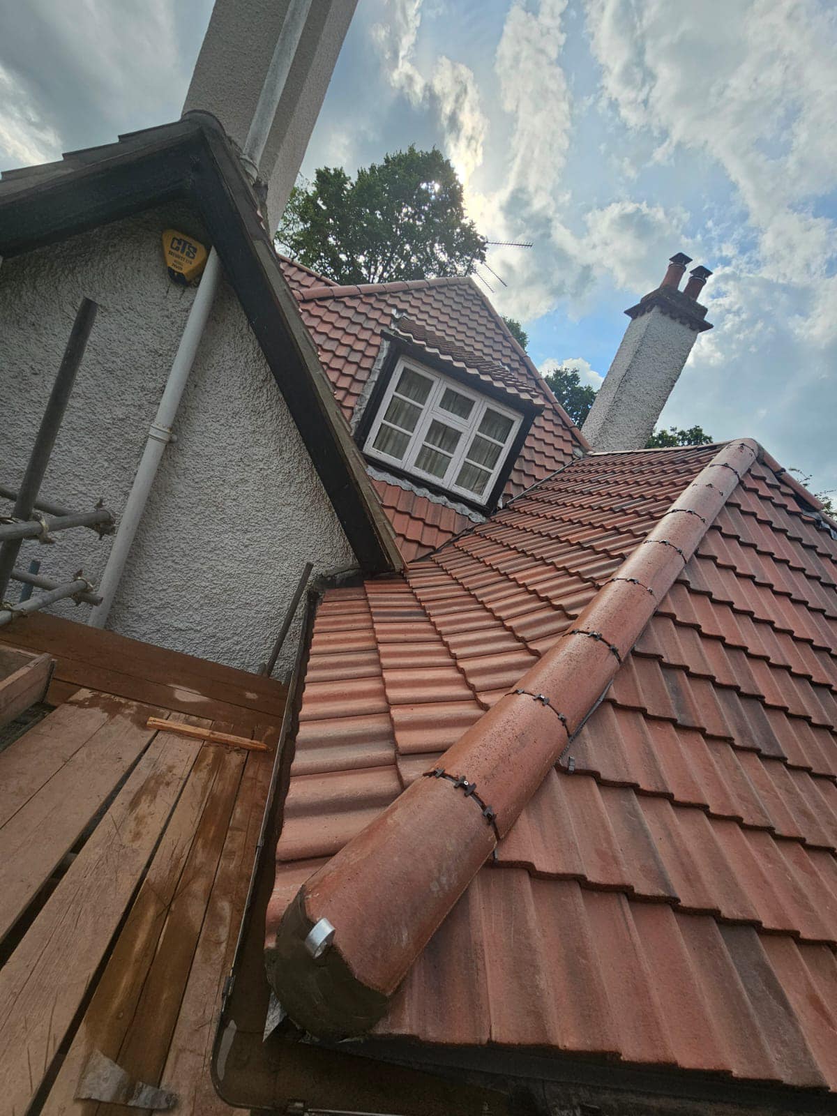 Roofing project - 1229144431671348