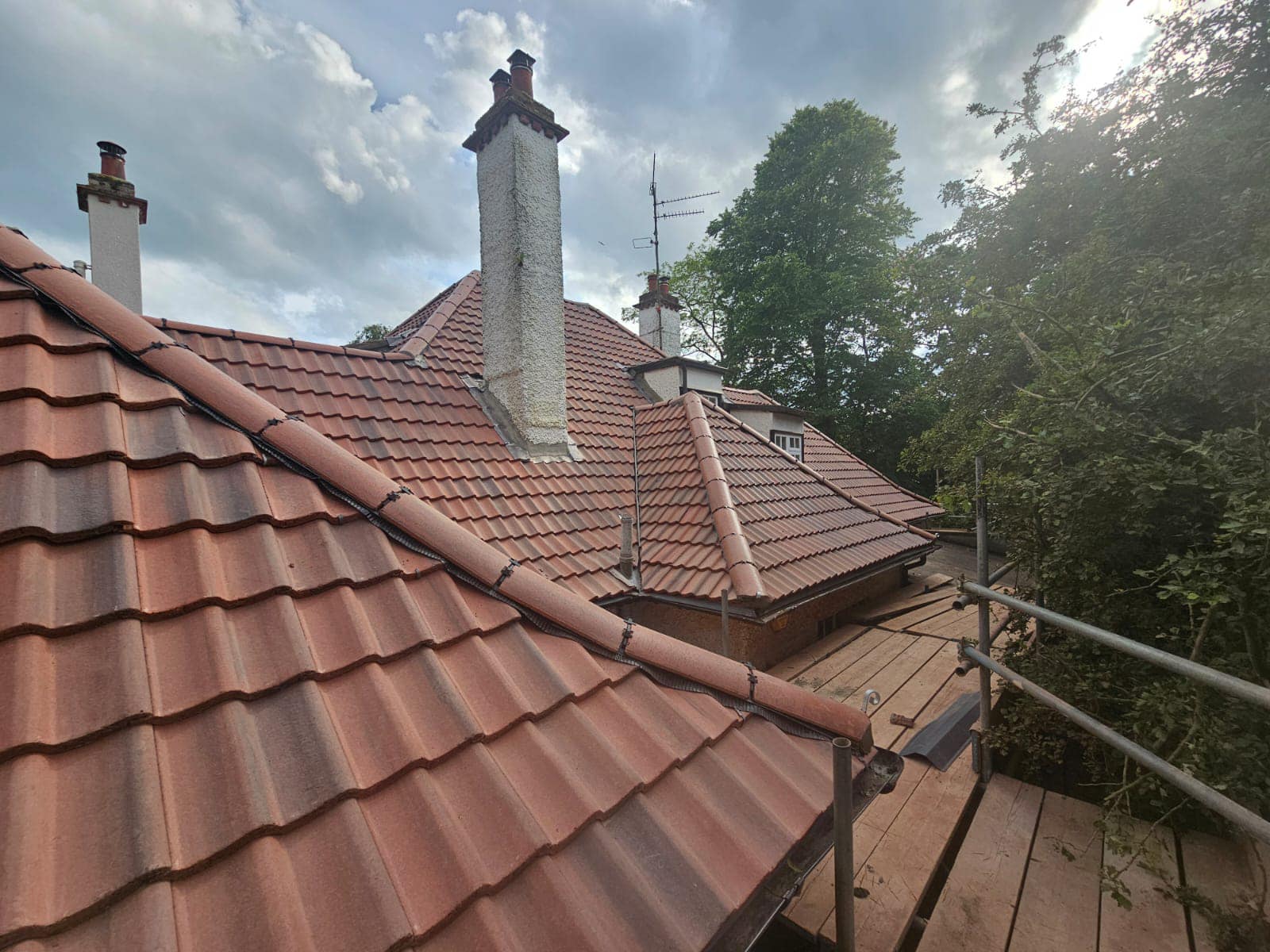 Roofing project - 1229144475004677