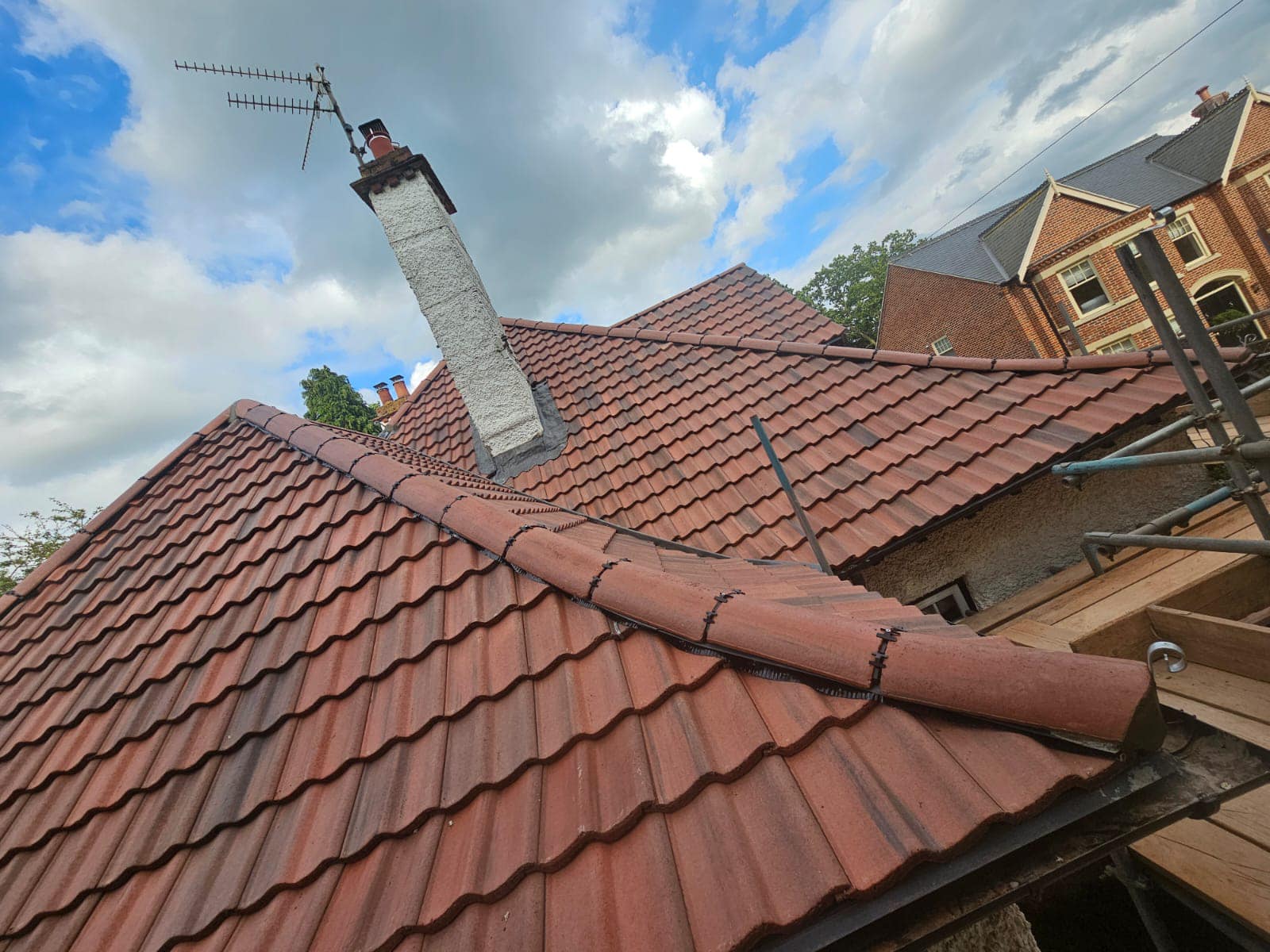 Roofing project - 1229144588337999