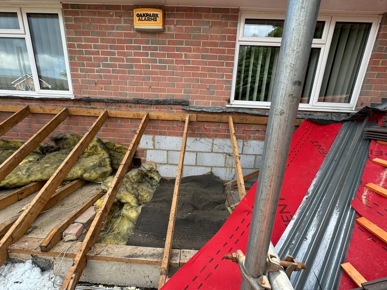 Roofing project - 1229151341670657