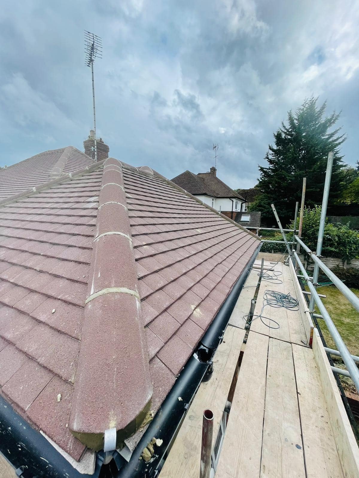 Roofing project - 1229154021670389