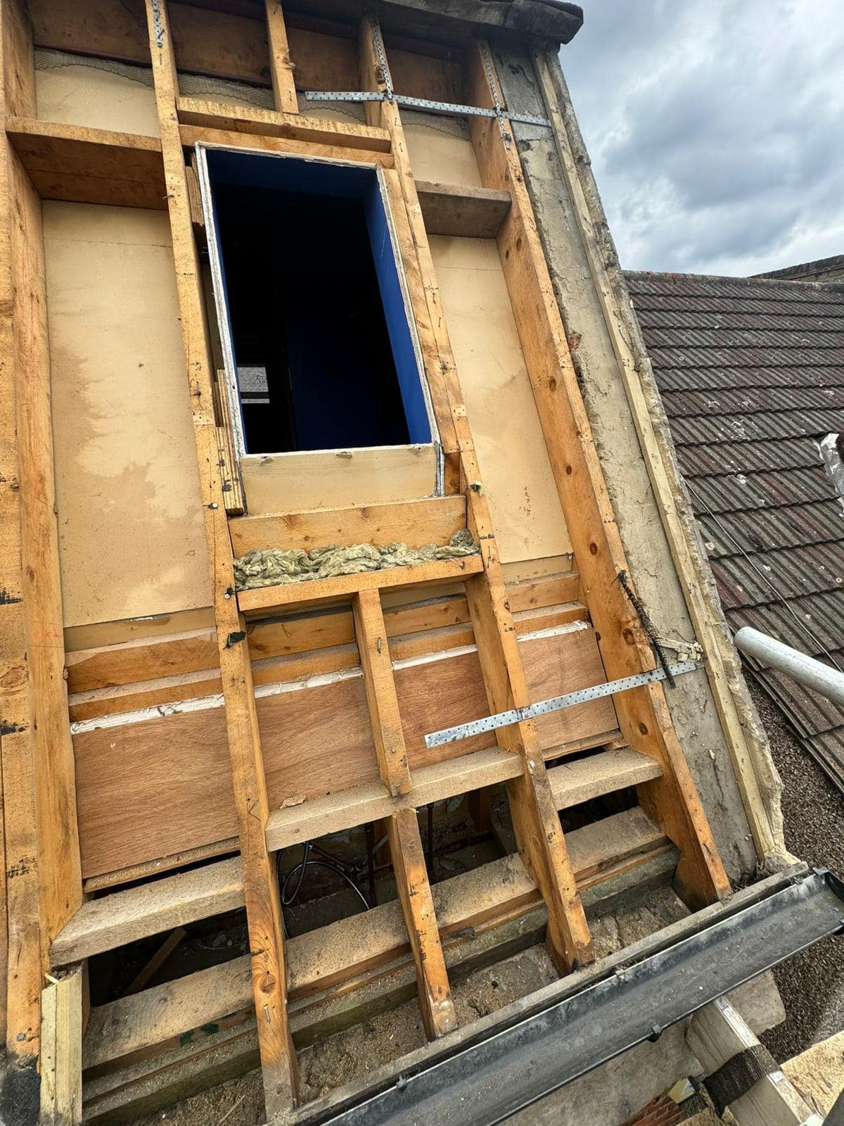 Roofing project - 1229157941669997